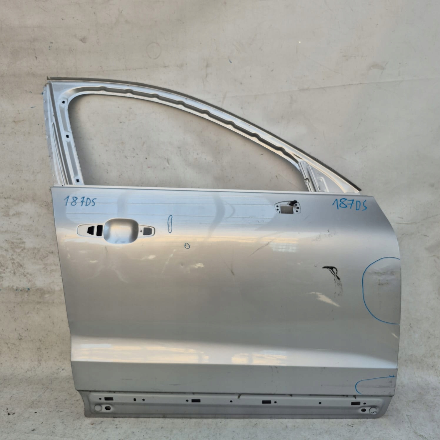 VOLVO XC60 II 2 17-> door front front right