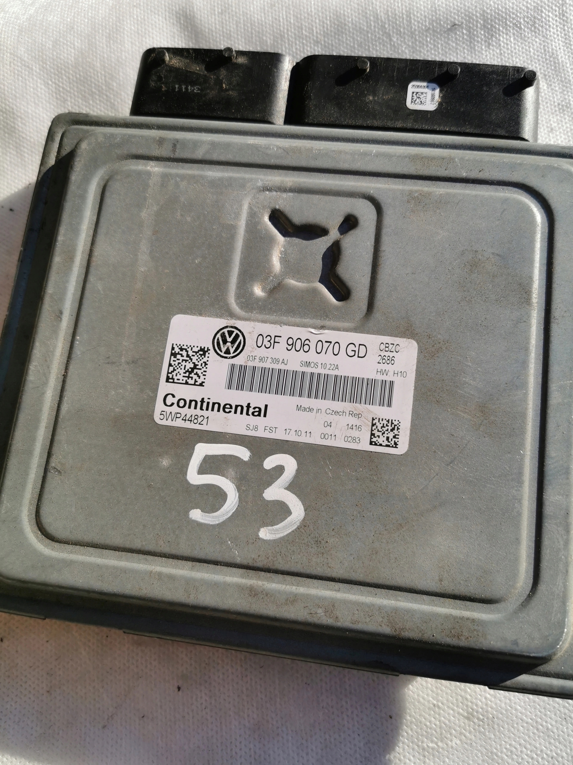 VW POLO 1.2B TSI 5WP44821 03F906070GD computer ECU
