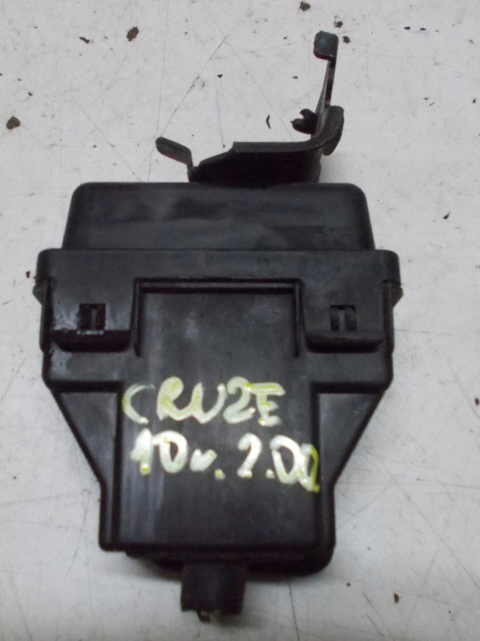 CHEVROLET CRUZE 2.0 D 10R compartment PRZEKAZNIKOW 96889481