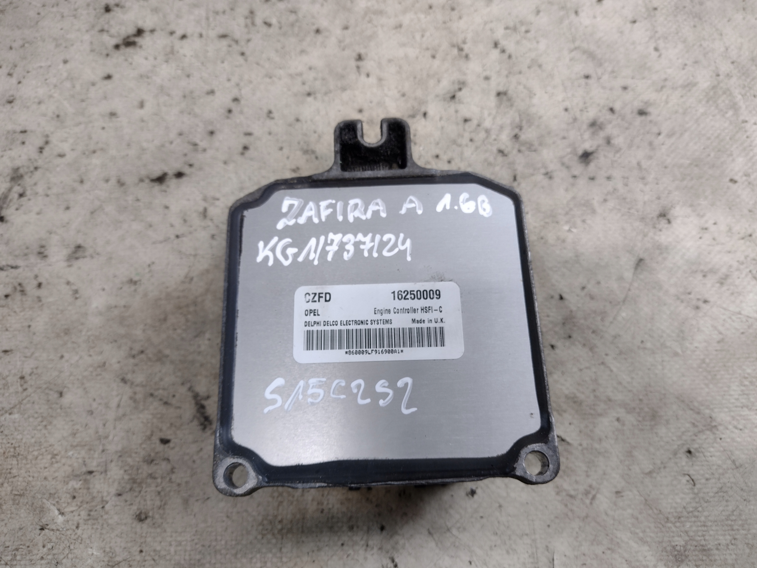 control unit of the engine Opel Zafira A 1,6B 16250009 CZFD