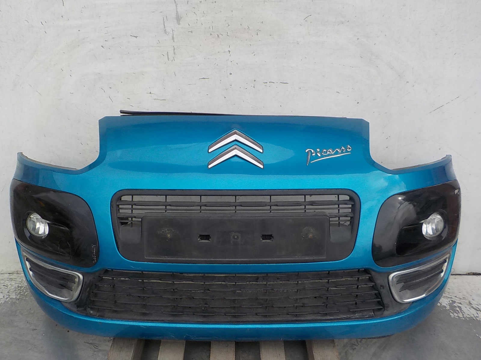 78 CITROEN C3 PICASSO nárazník predok predný