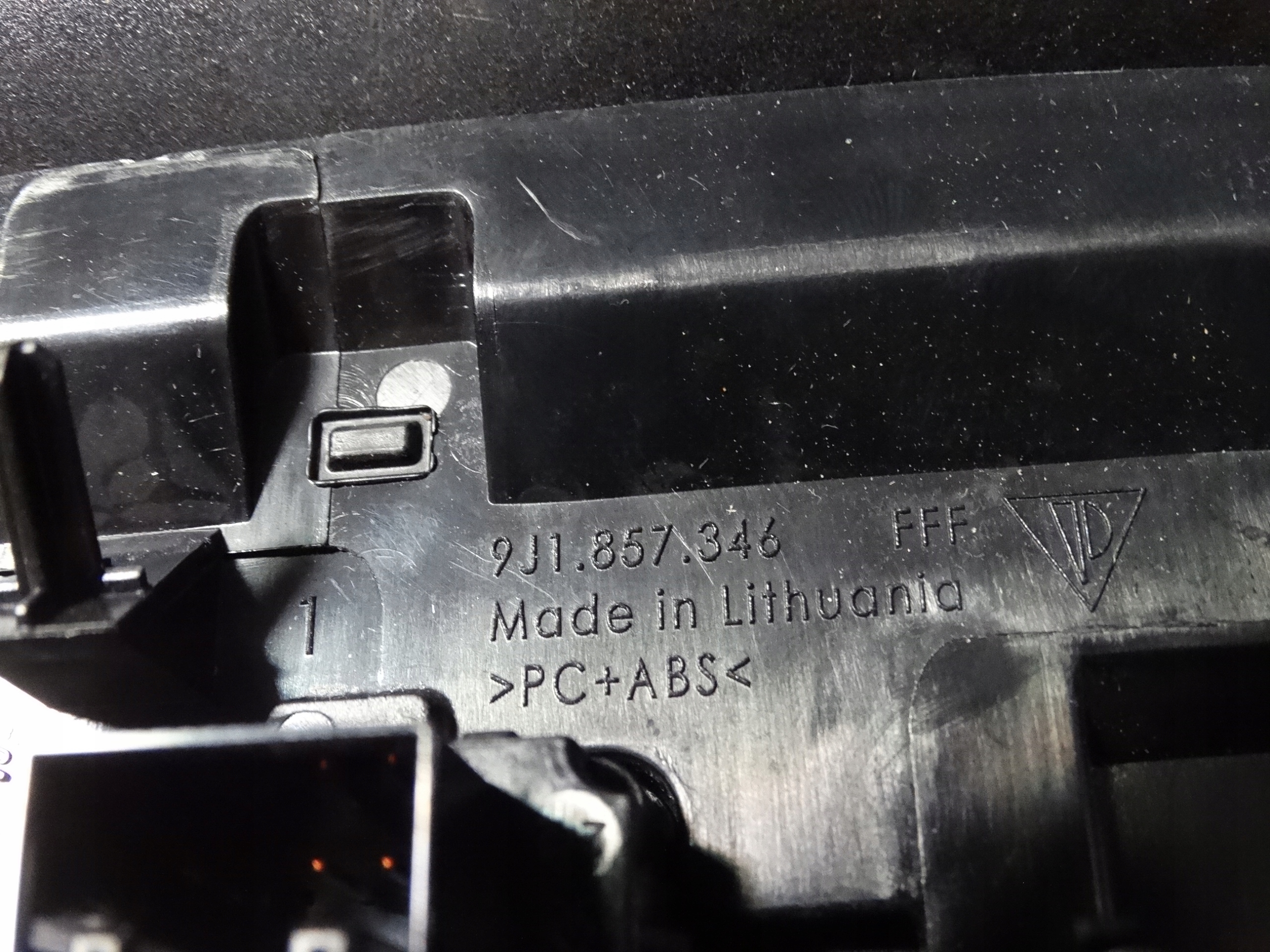 SENSOR Sensor NASLONECZNIENIA PORSCHE TAYCAN 1