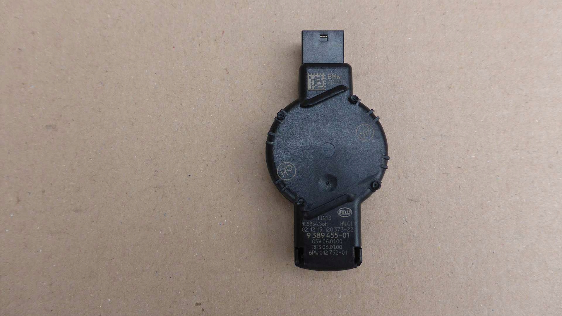 CZUJNIK DESZCZU ZMIERZCHU BMW F10 F11 F01 9389455 EAN (GTIN) 5905232233910