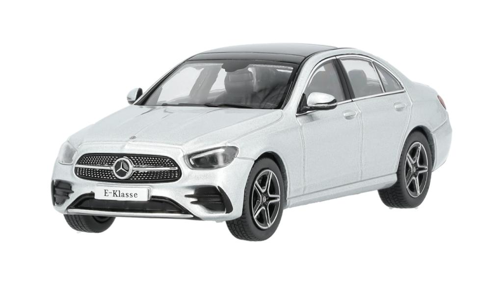 

Model Mercedes-benz Klasa E W213 1:43