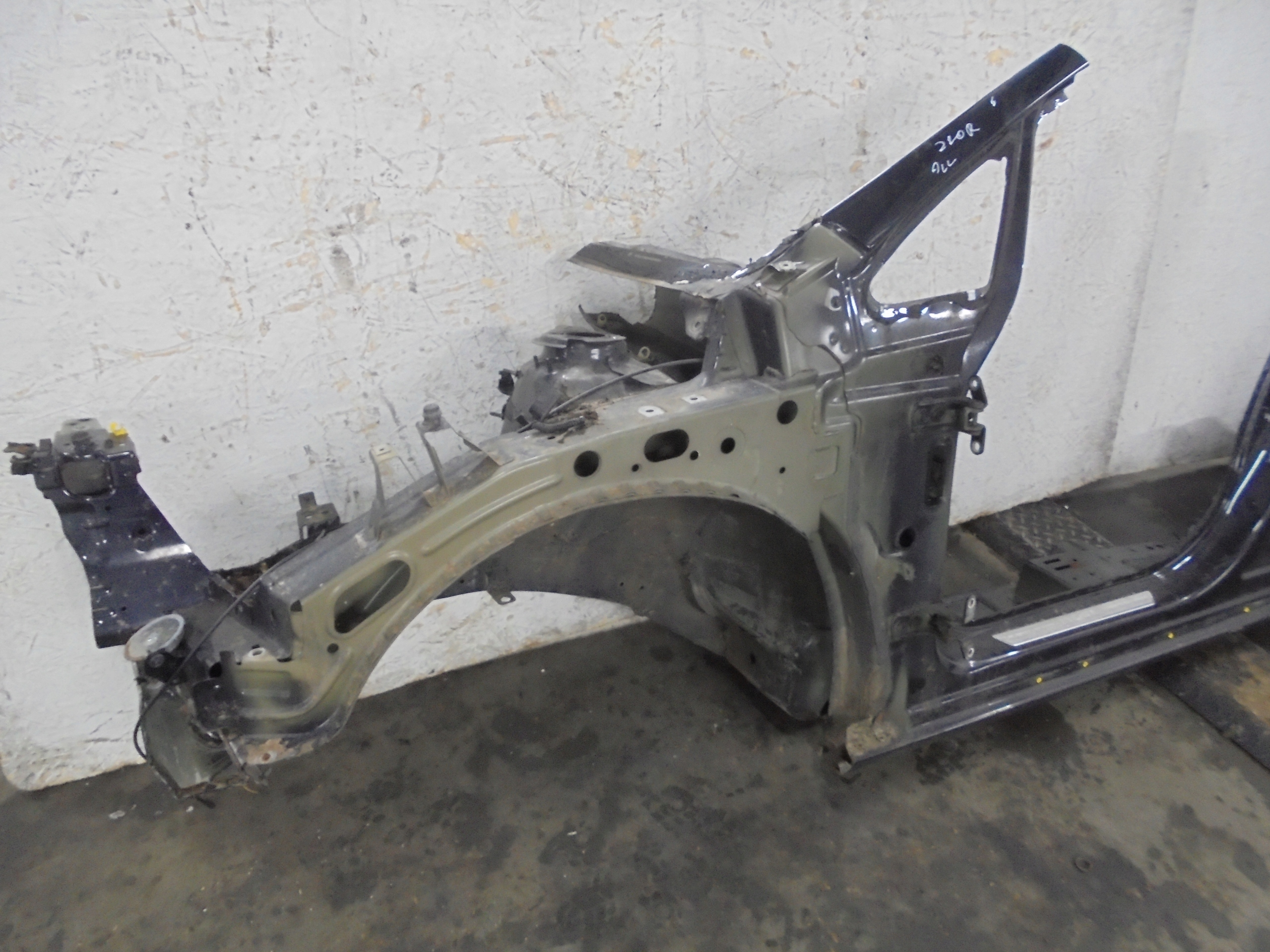 ASTRA J IV ЧЕТВЕРТИНА ЛІВА ПЕРЕД ЛОНЖЕРОН 09-15r