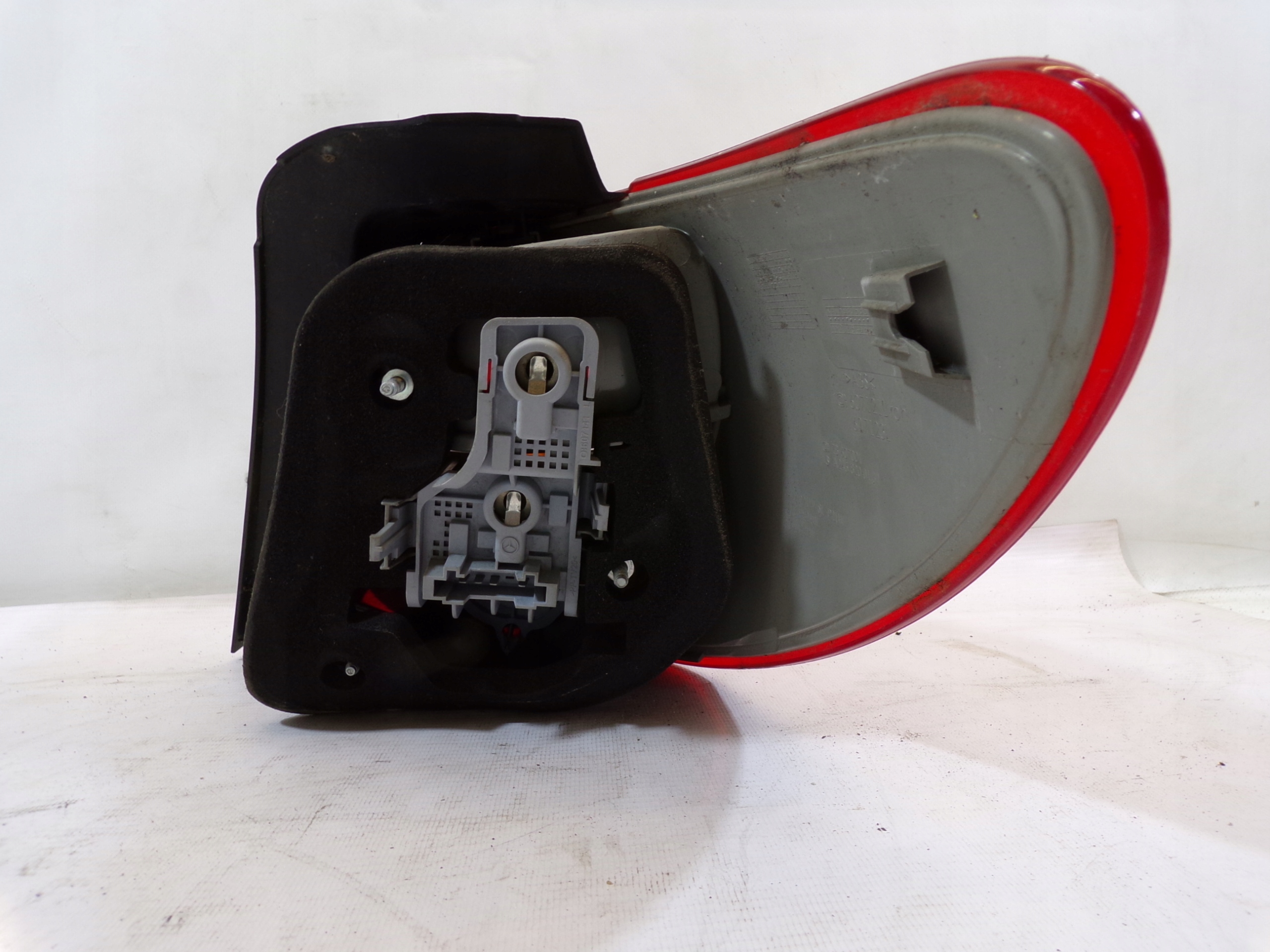 light rear rear part left MERCEDES B KLASA W246 (K)