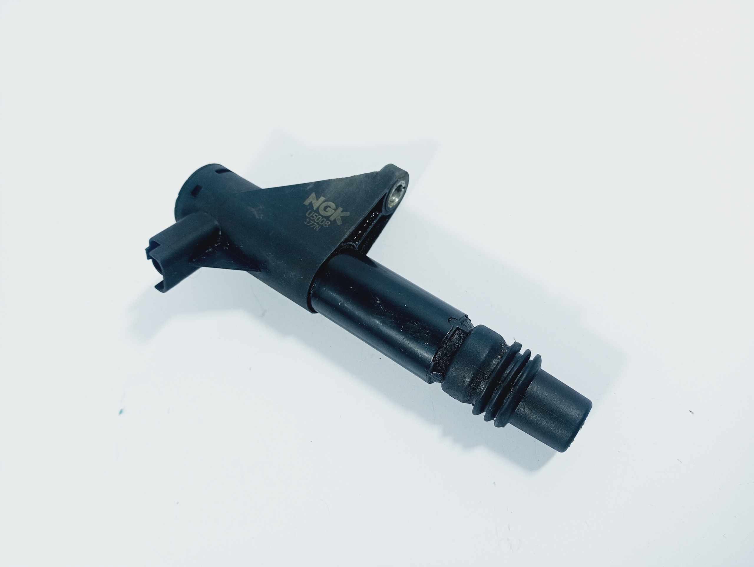 coil ignition OE NGKU5008 Peugeot 607 00-04