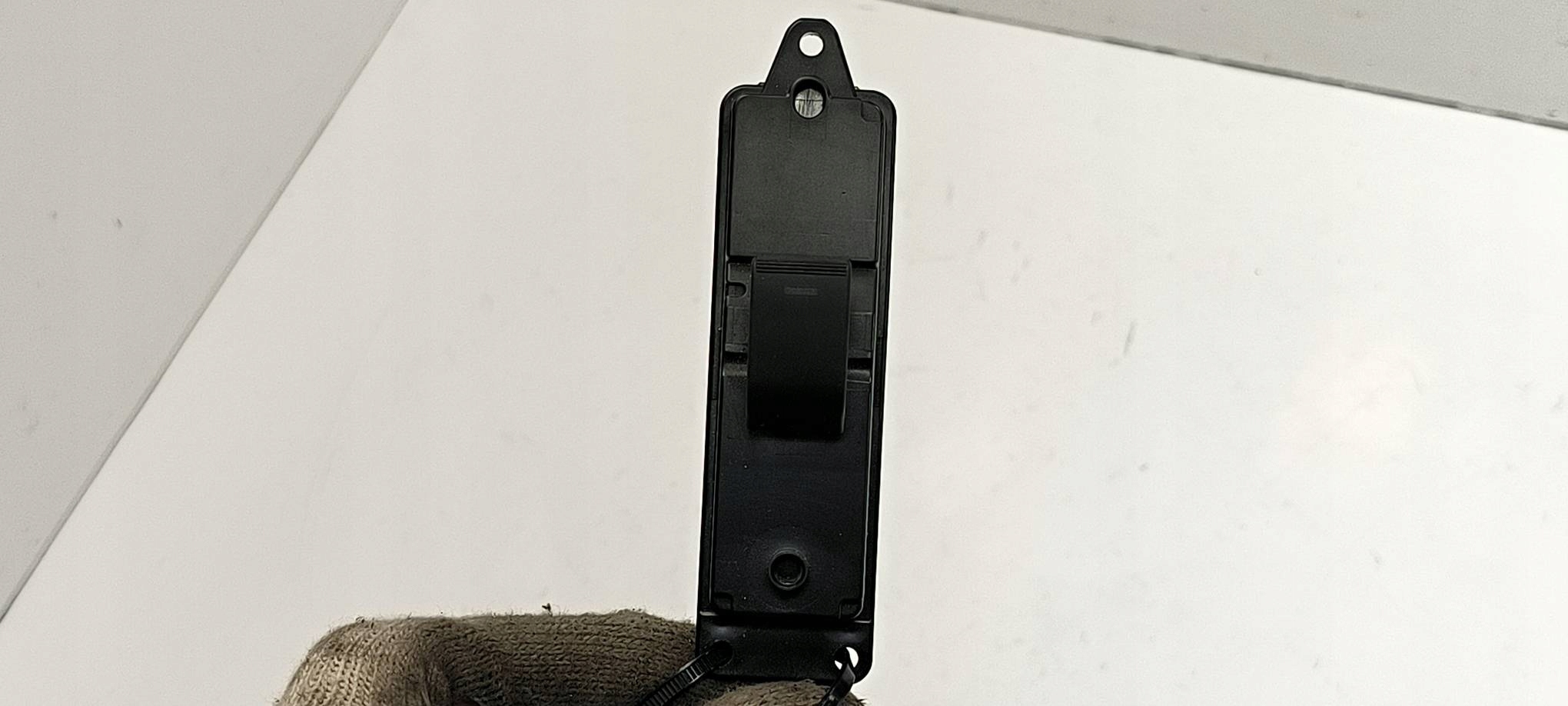button GS1D66380 MAZDA 6 II