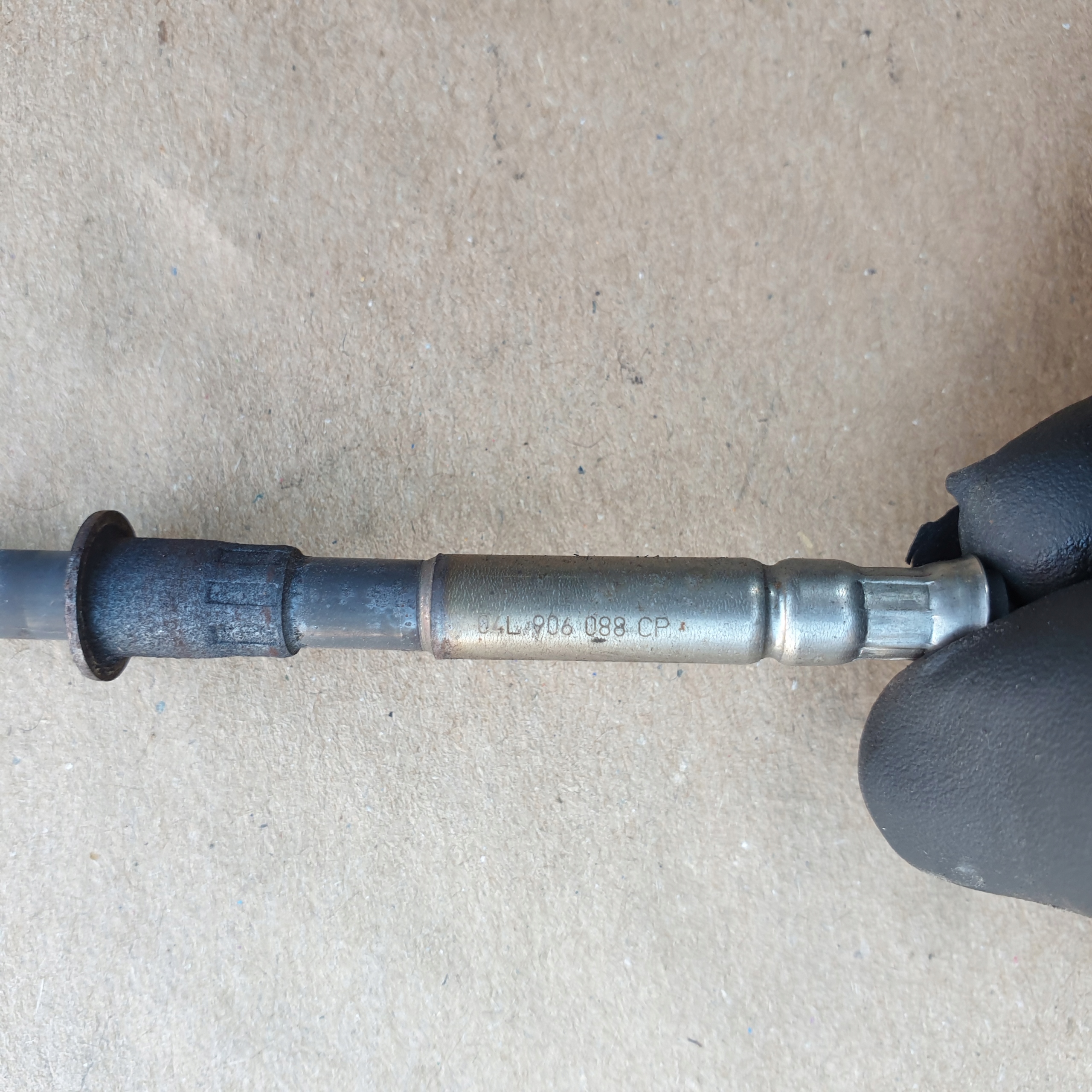 Sensor TEMPERATURY Gase VW AUDI SEAT SKODA OE