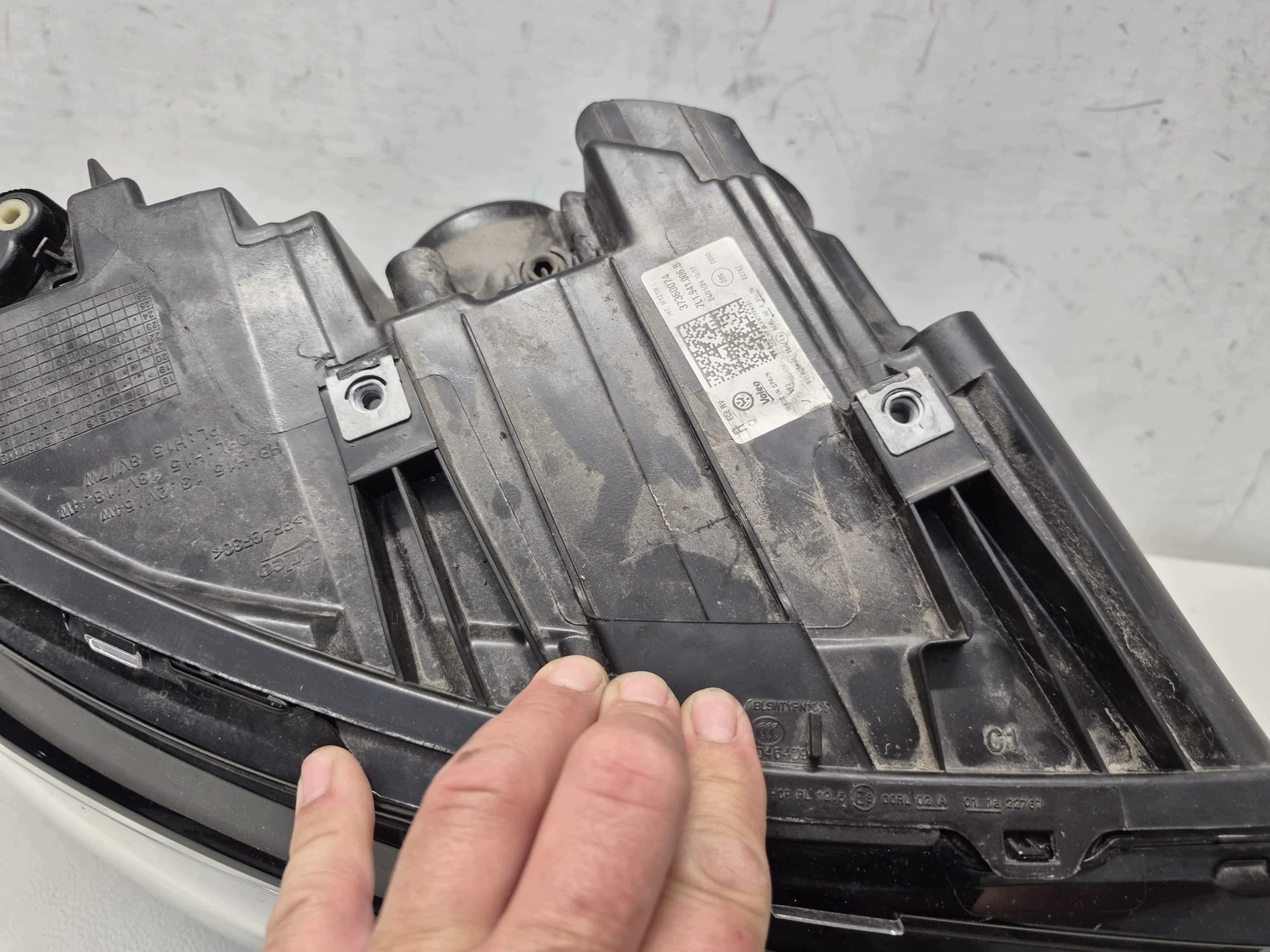 VW T6 LIFT T6.1 19- light right front front ZWYKLA 7L1941006B