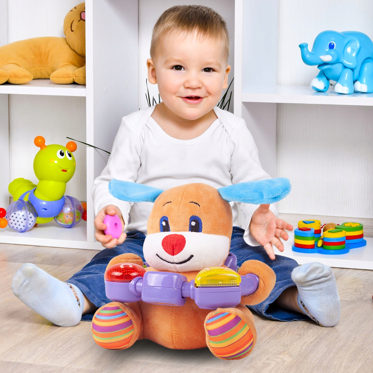 PIESEK INTERAKTYWNY PLUSZOWY MIECIUTKI PIES MÓWI ŚPIEWA MELODIE ŚMIEJE SIĘ Wiek dziecka 0 +