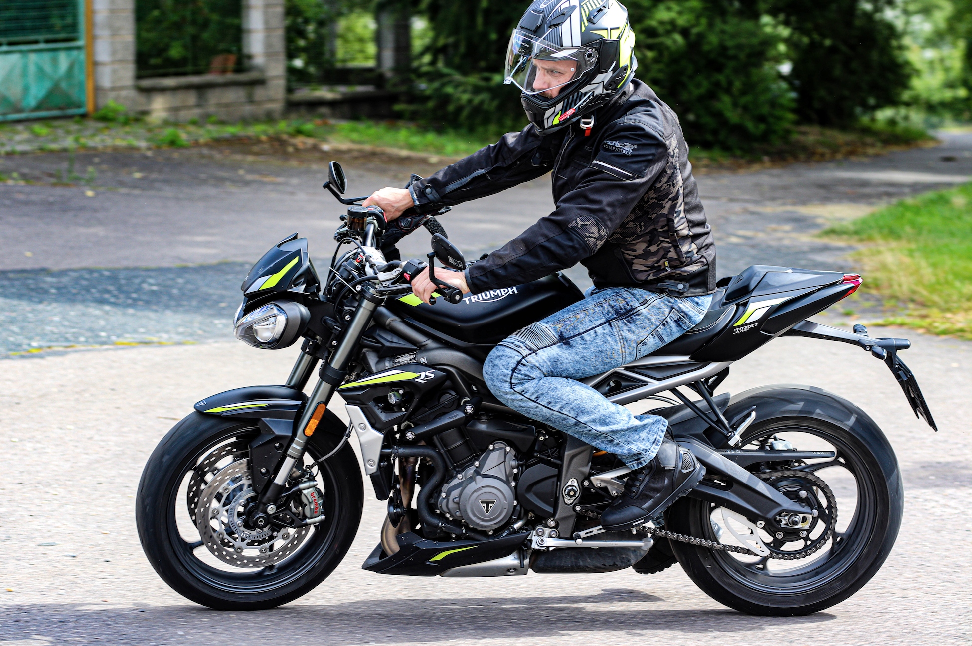 Całosezonowa Kurtka TECH-AIR TRILOBITE ALL RIDE S Waga produktu z opakowaniem jednostkowym 2 kg