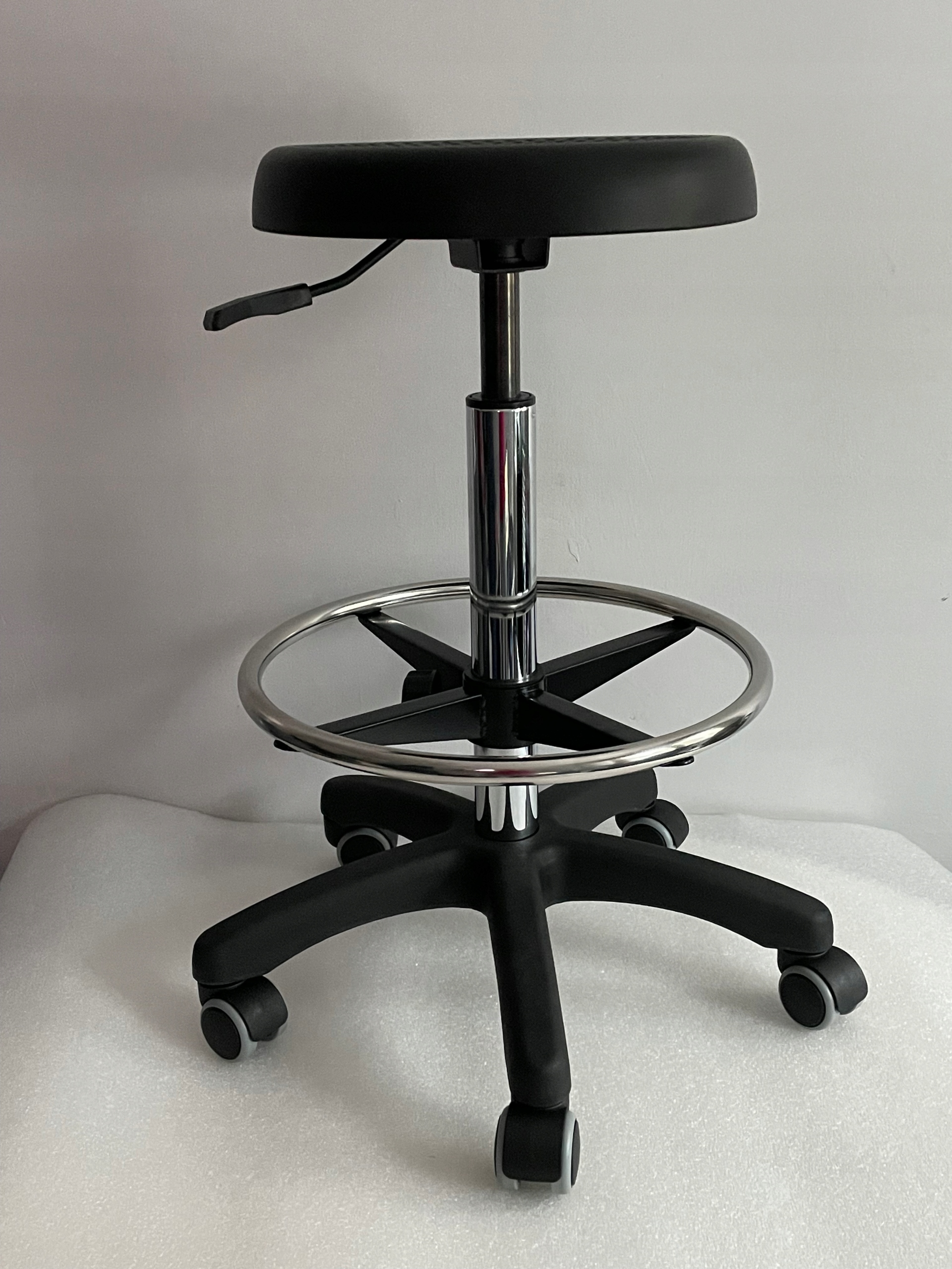 Stolek obrotowy z kolem laboratoryjny warszt Wysok Producent code SOFTI 2