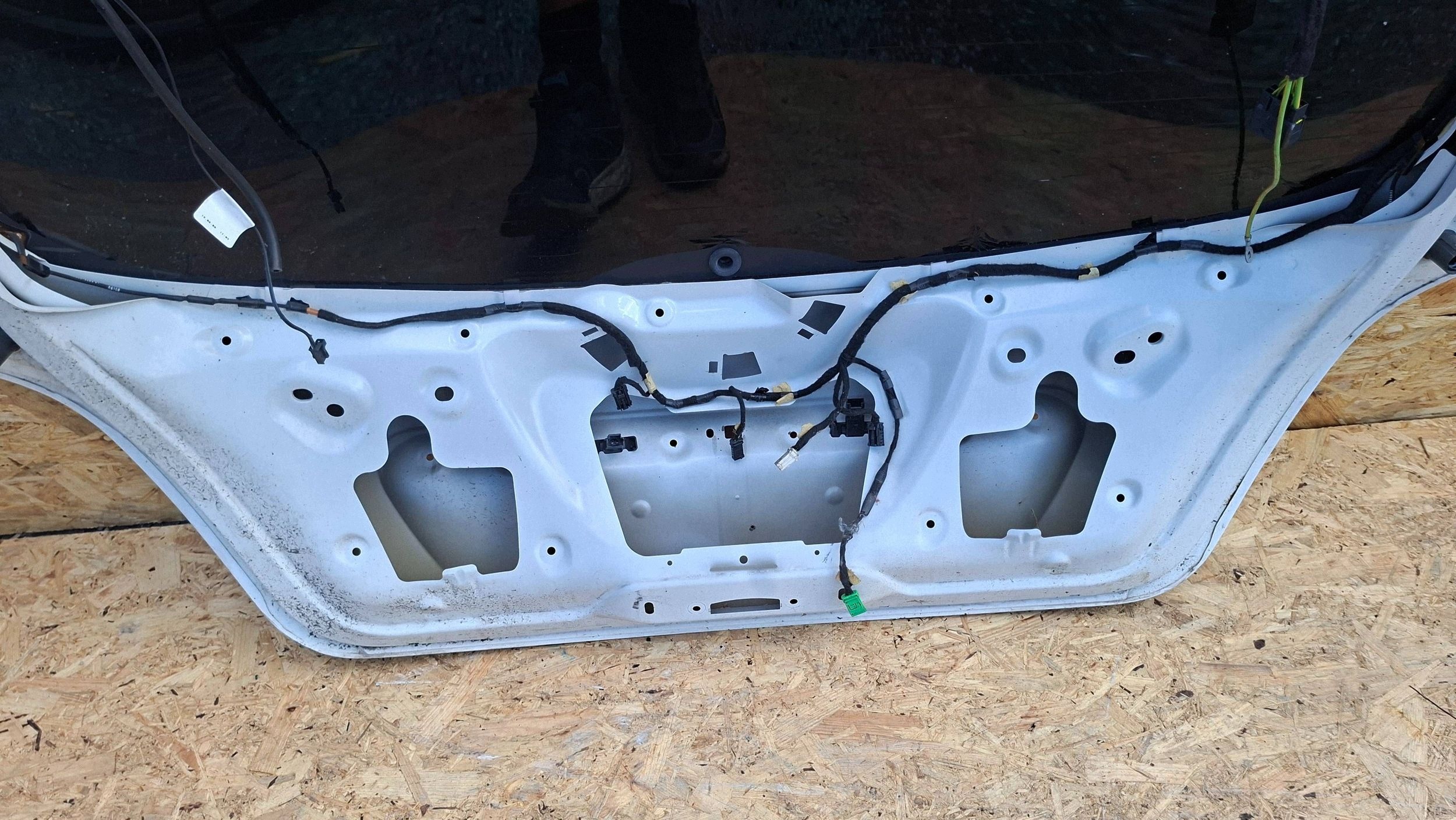 trunk door boot PEUGEOT 207 HB 2006