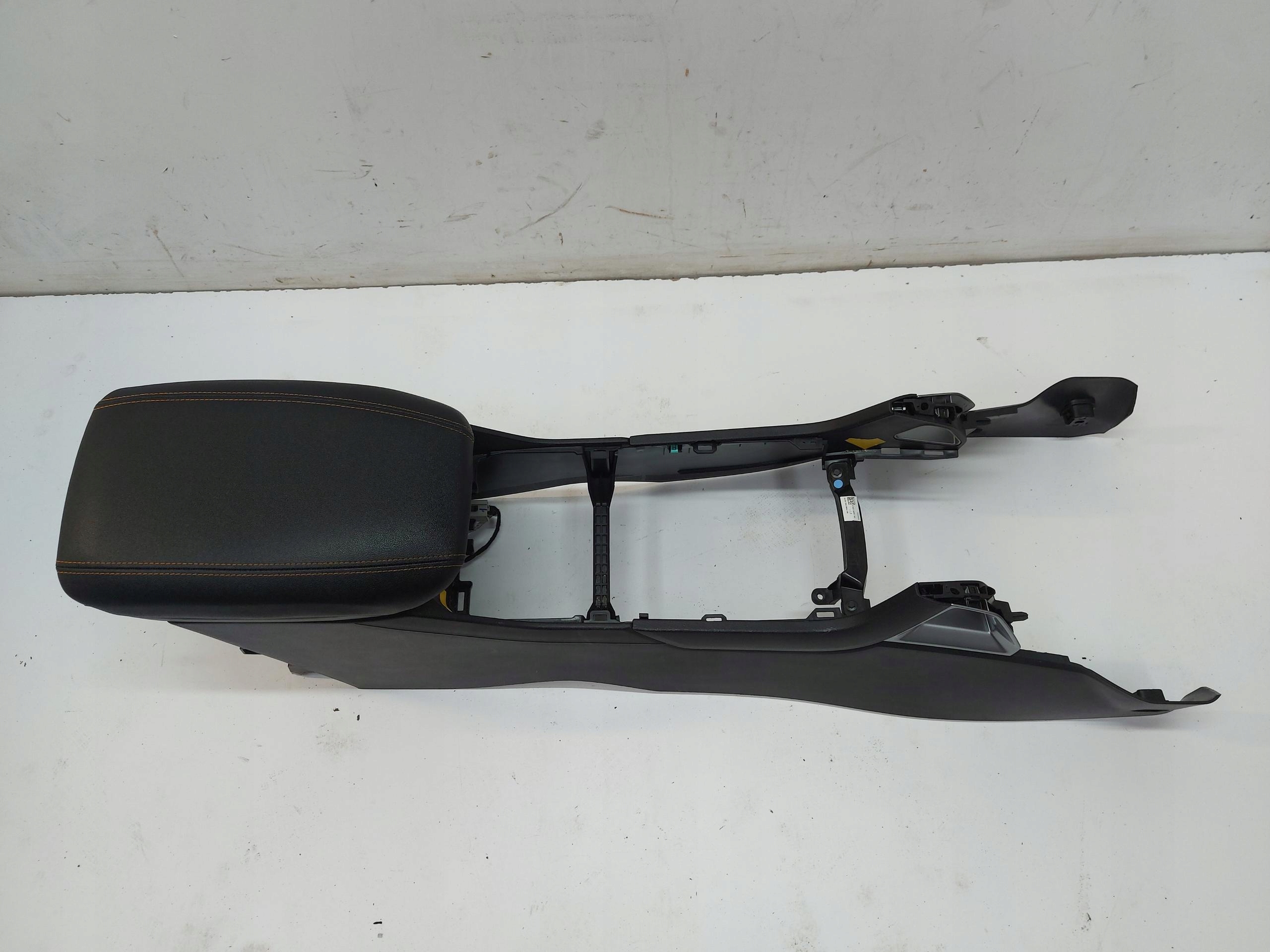 Ford Ranger VI 6 AMAROK II armrest TUNEL central