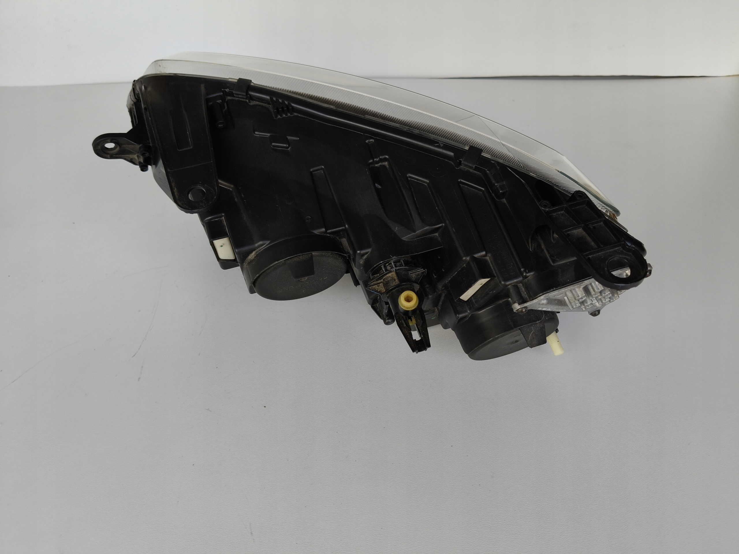 light right REFLEKTOR DACIA DUSTER II 17- LED