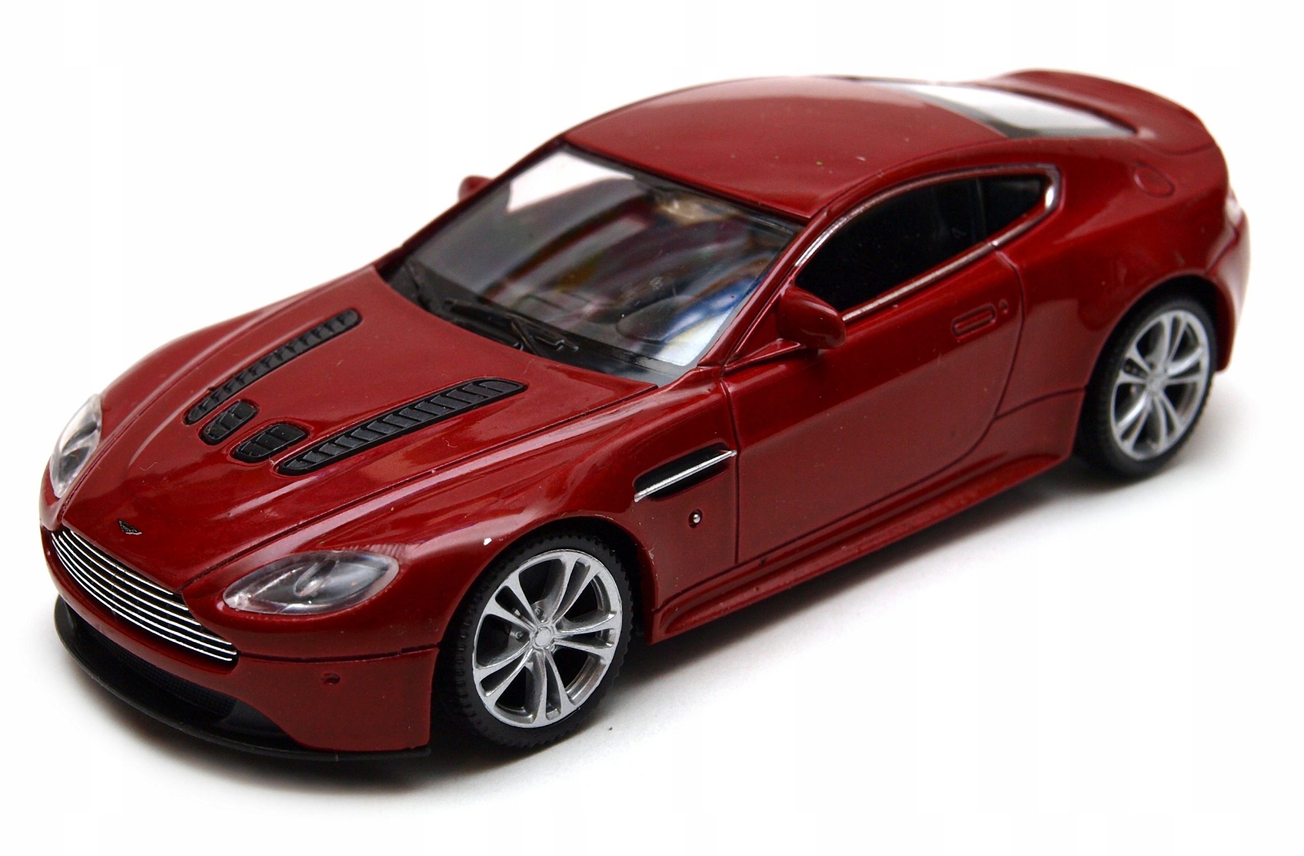 model Welly 1:43 - Aston Martin V12 Vantage