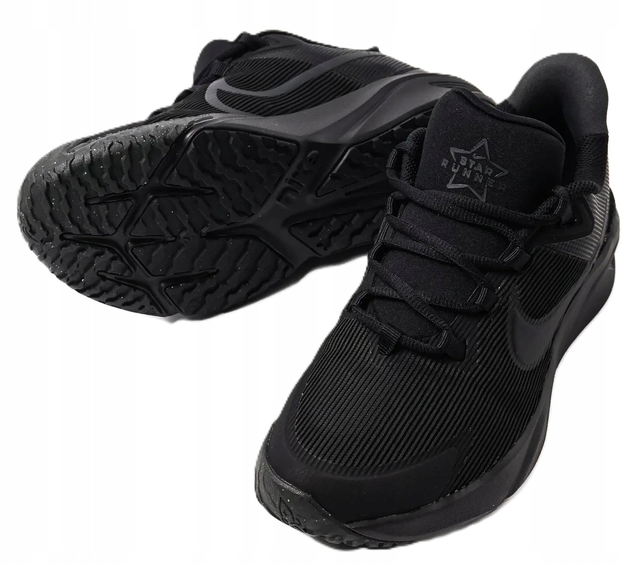Pro Mládež Sportovní Boty Nike MD Star Runner Obuv pro každodenní nošení vel. 35,5