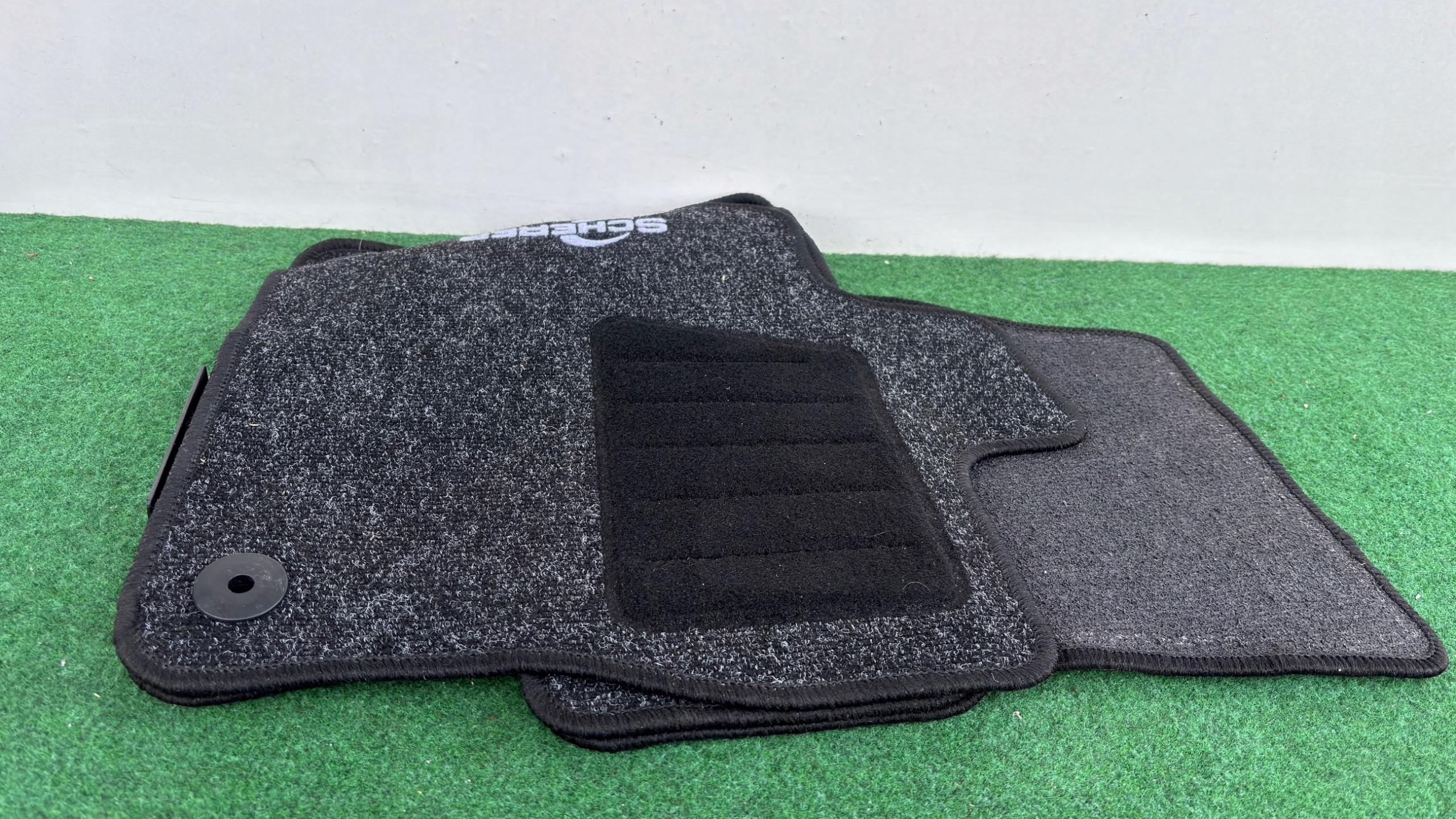 Tapis WELUROWE SCHERER KOMPLET SEAT ATECA 3821 DW8A