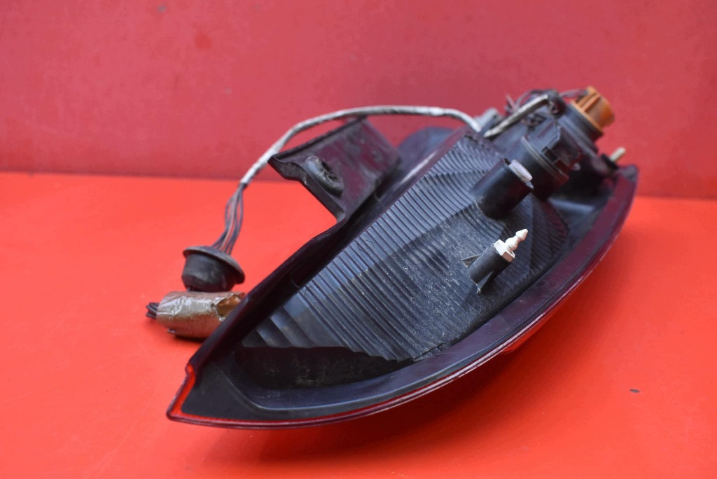 light right rear part rear 89071608 SUZUKI SPLASH 08-12