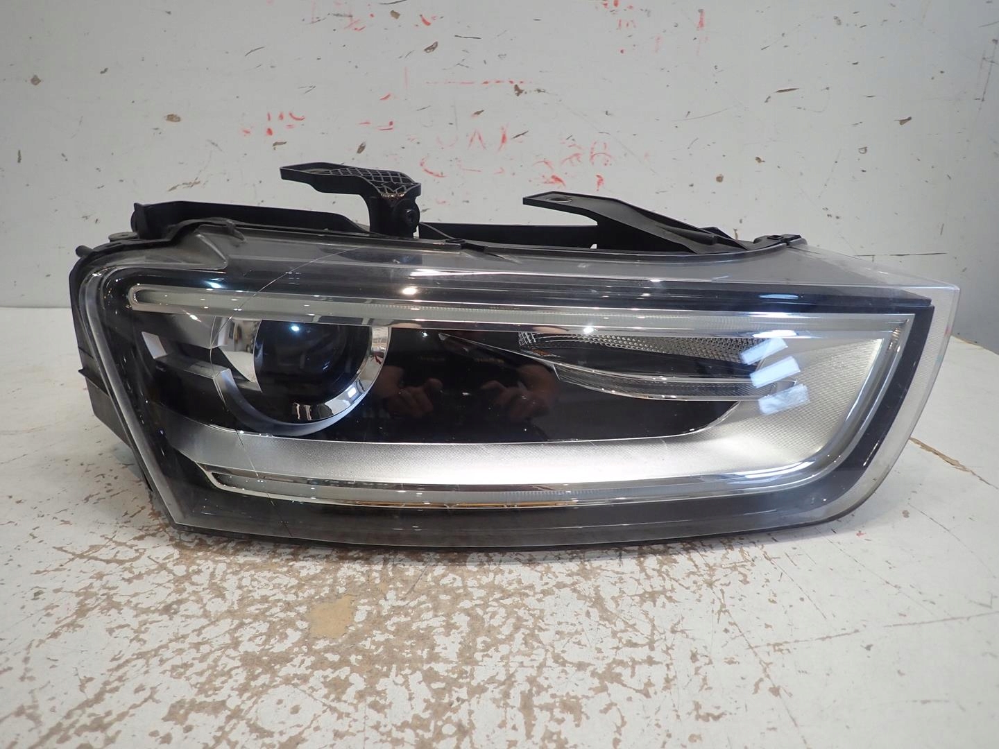 light front right AUDI Q3 2010-2016 BI-XENON 8U