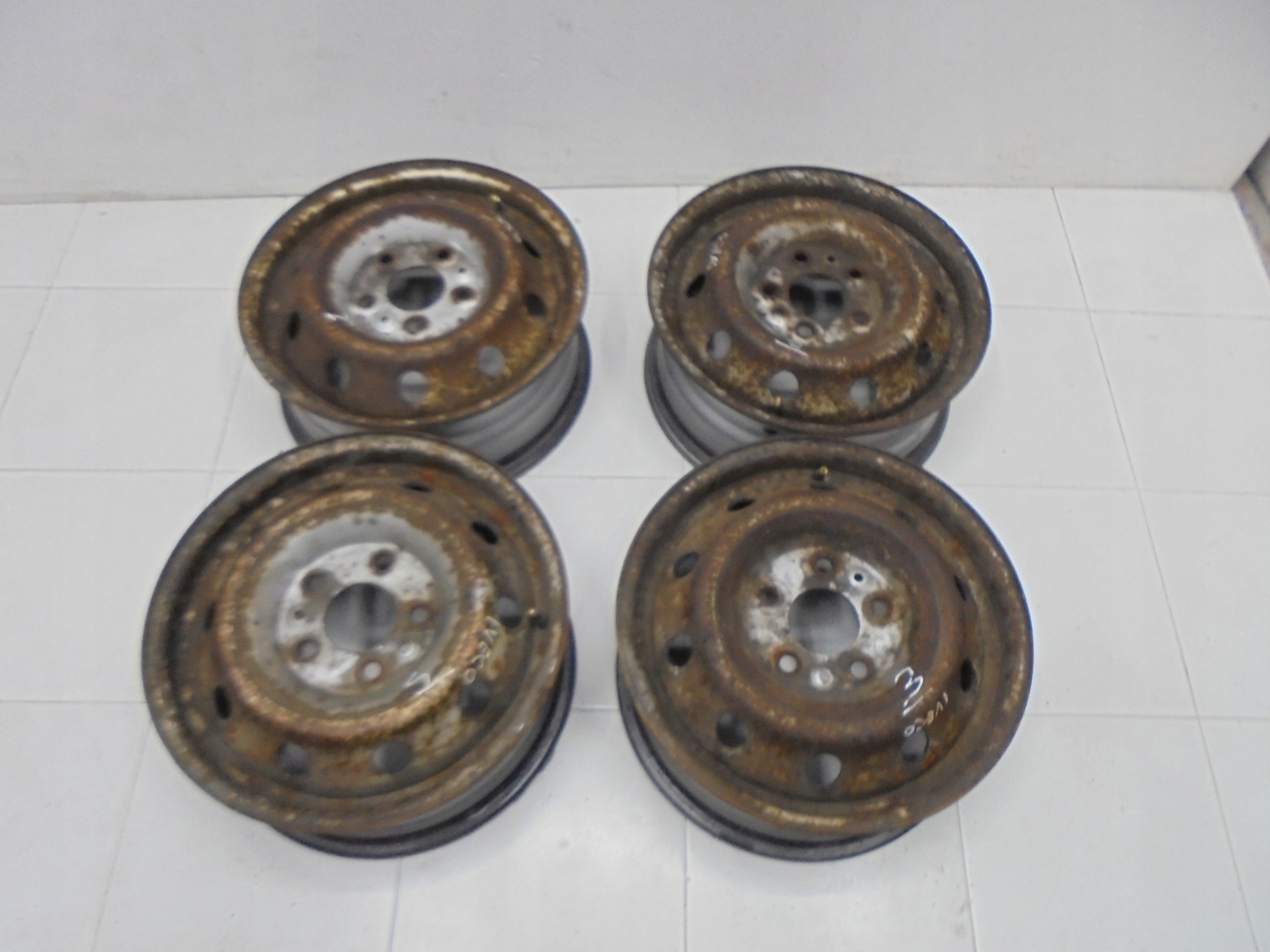 IVECO DAILY discs disc STALOWA R15 6J ET68 5X118