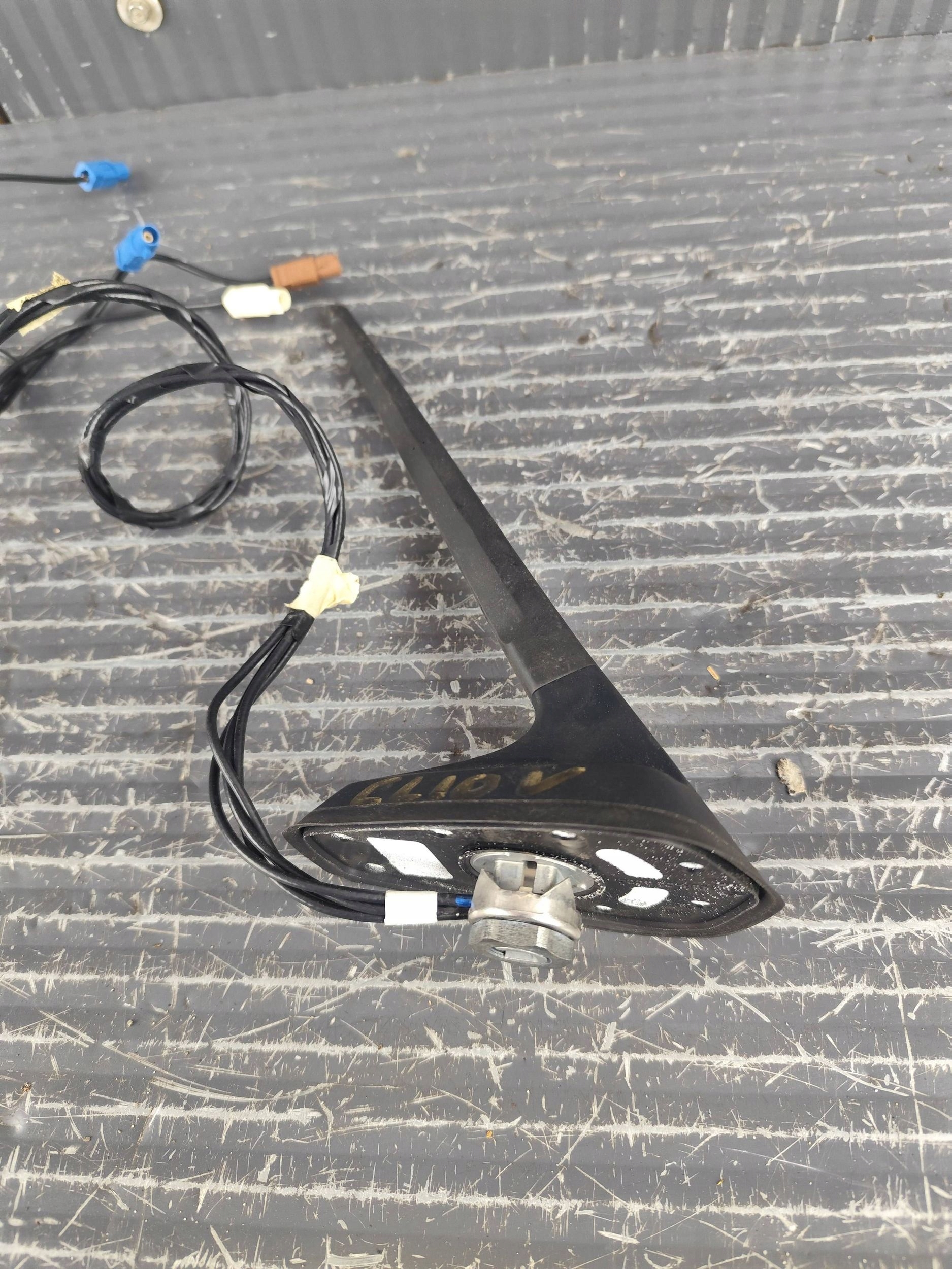 RENAULT CLIO V Antenne Toit GPS