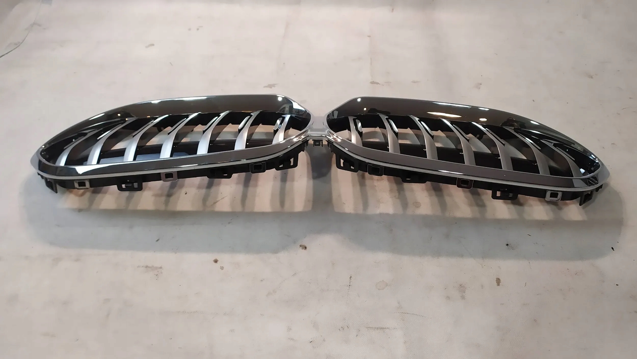 BMW 2 F44 Kühlergrill FRONTGRILL Kühlergitter 5A39376 - Thumbnail 3