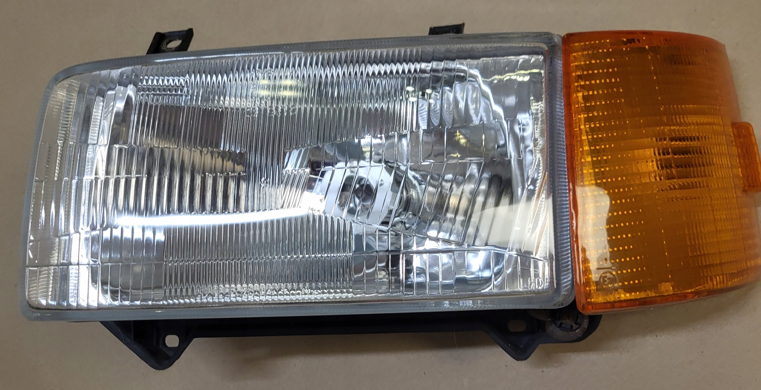 light REFLEKTOR DEPO H4 front left front blinker VW TRANSPORTER T4 EUROPA