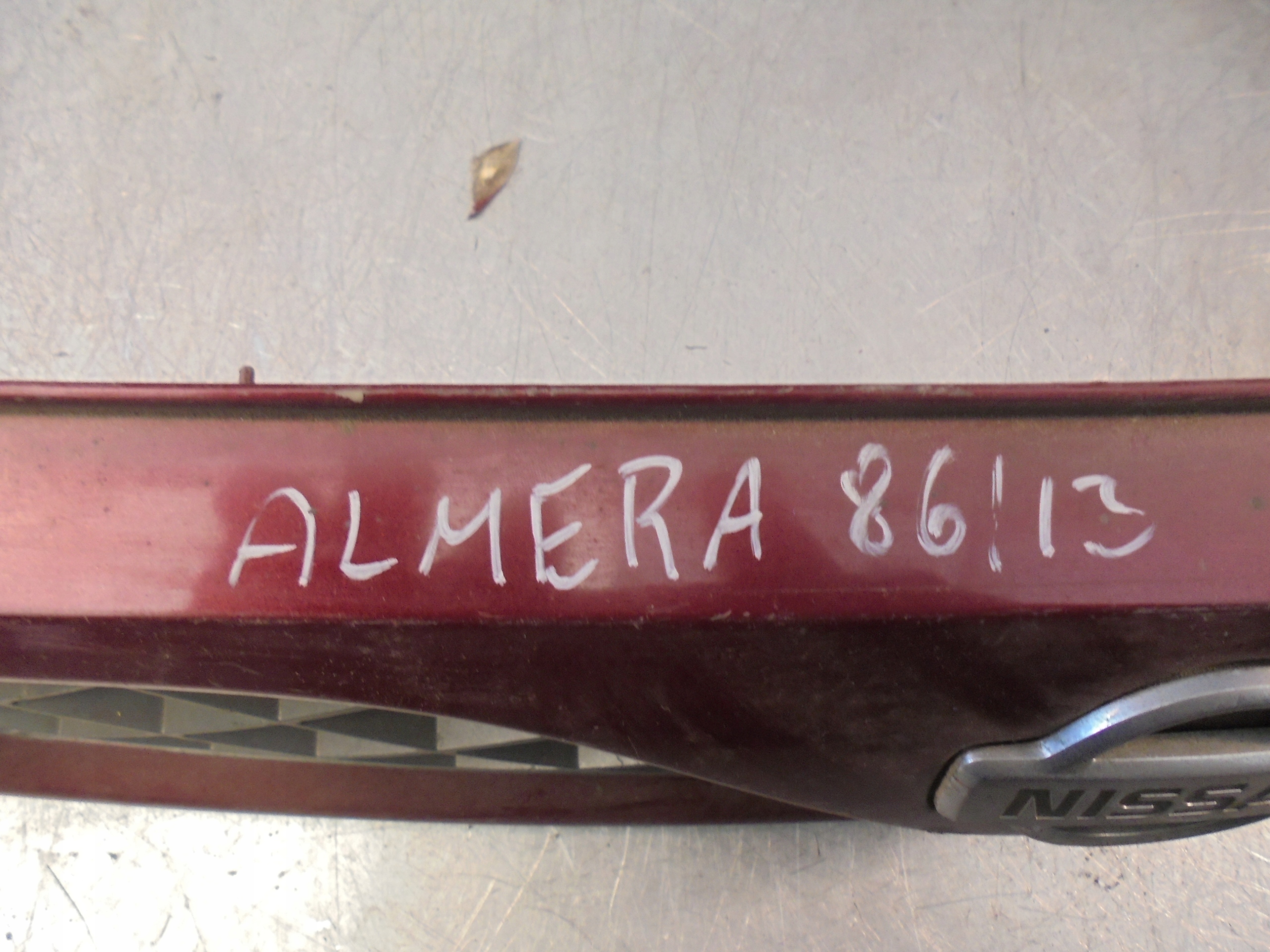 GRILL NISSAN ALMERA N15 623102N410