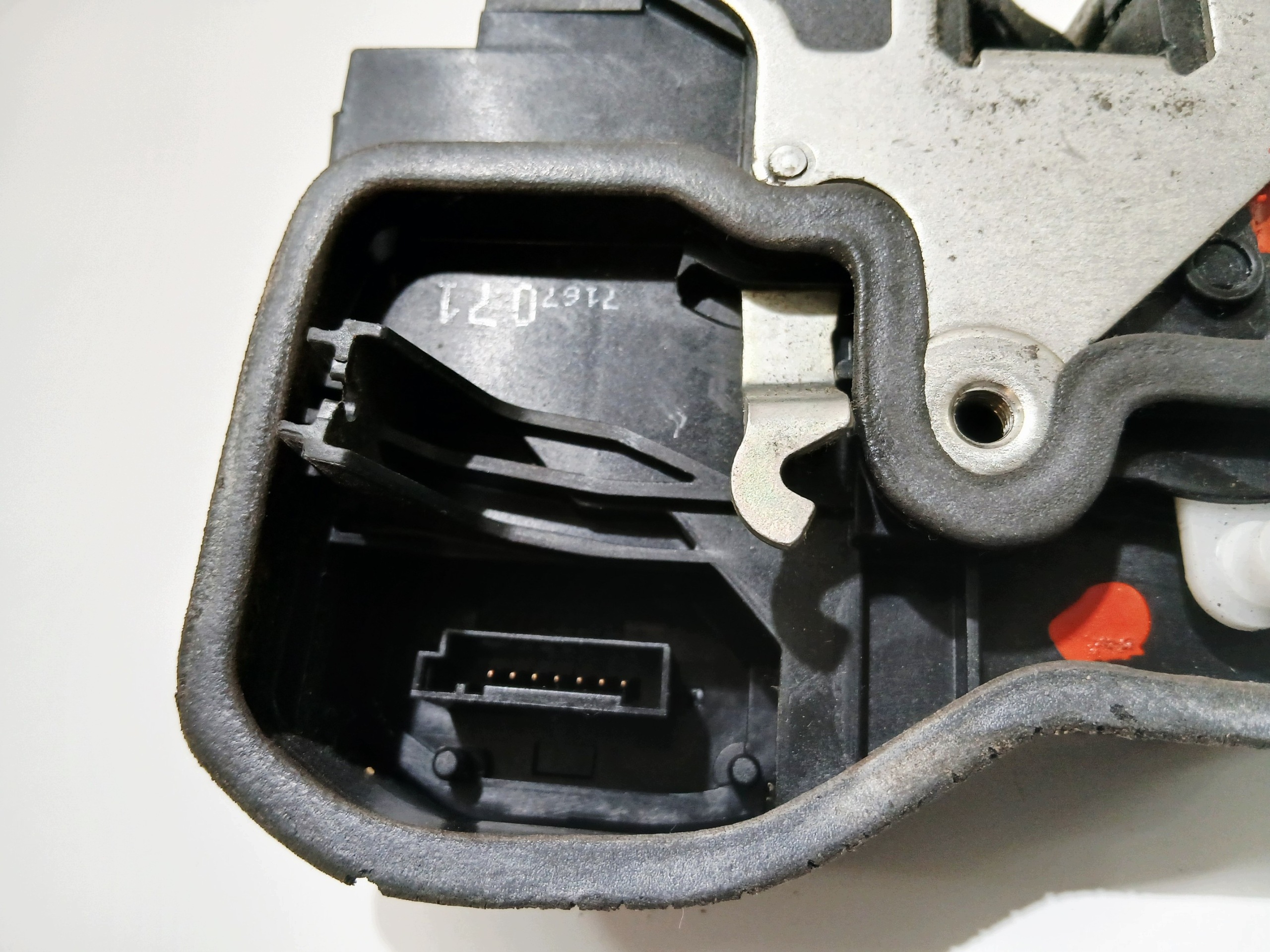 lock door left front BMW E61 EU 7 PIN 7167071