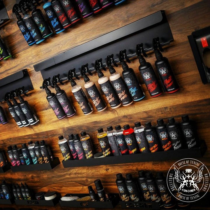 RR CUSTOMS RRC BAD BOYS APC PERFUMED 1L ZESTAW PĘDZEL BUTELKA Waga produktu z opakowaniem jednostkowym 1.2 kg