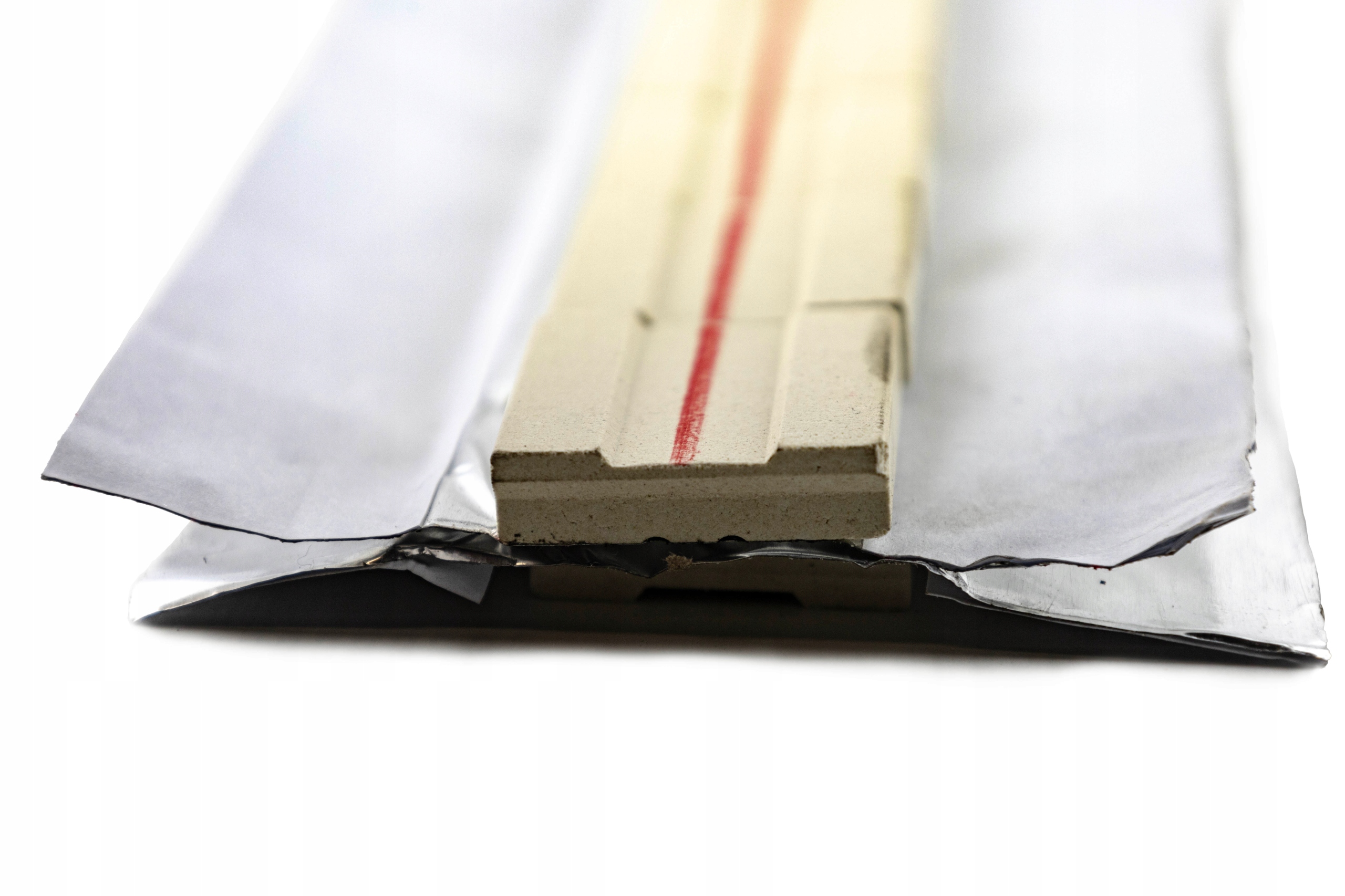 PODKŁADKA SPAWALNICZA Z ROWKIEM TRAPEZOWYM L=600mm