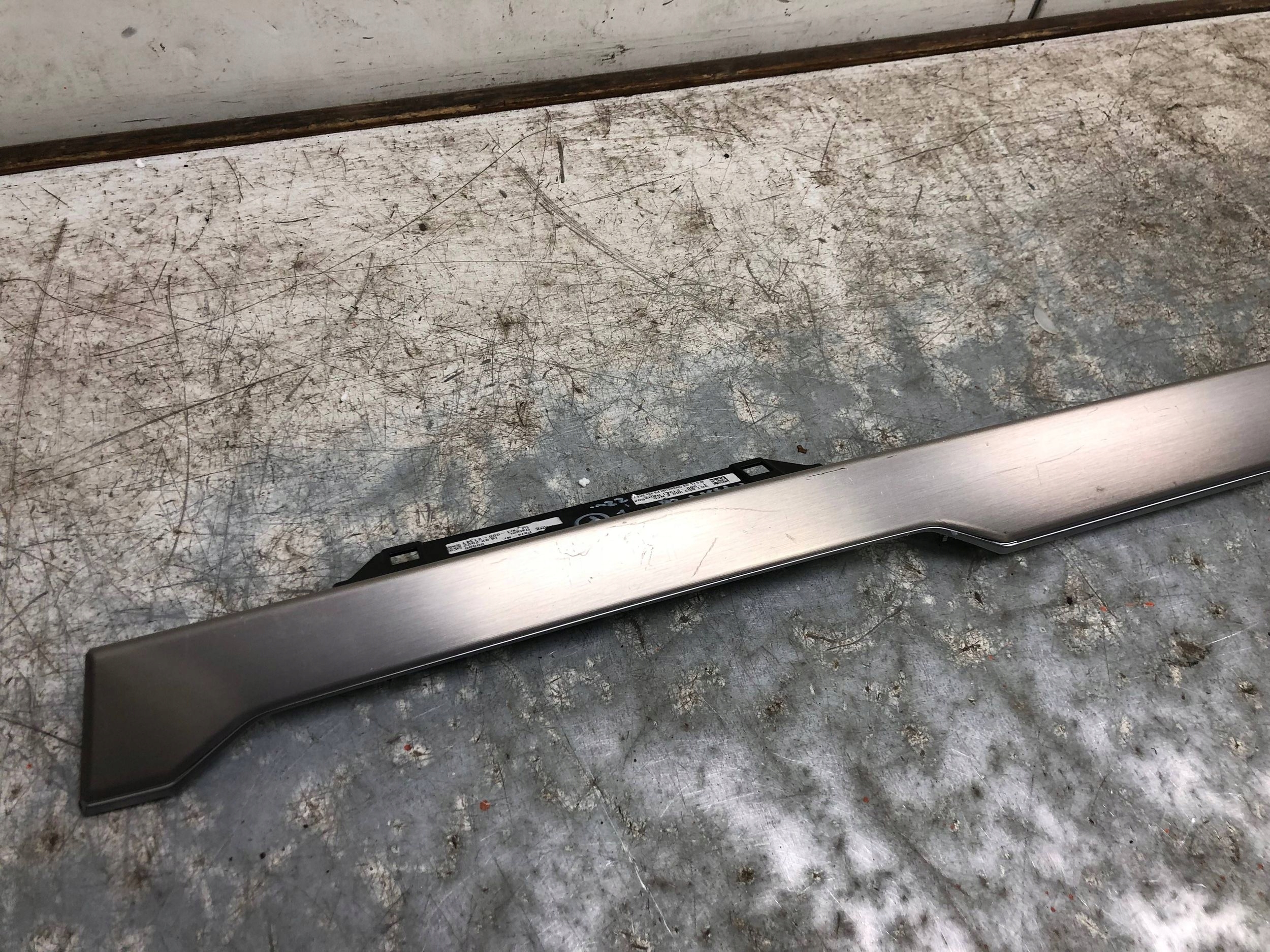 Moulage DEKOR Console NF5 VW PASSAT B8 LIFT 3G1853300E