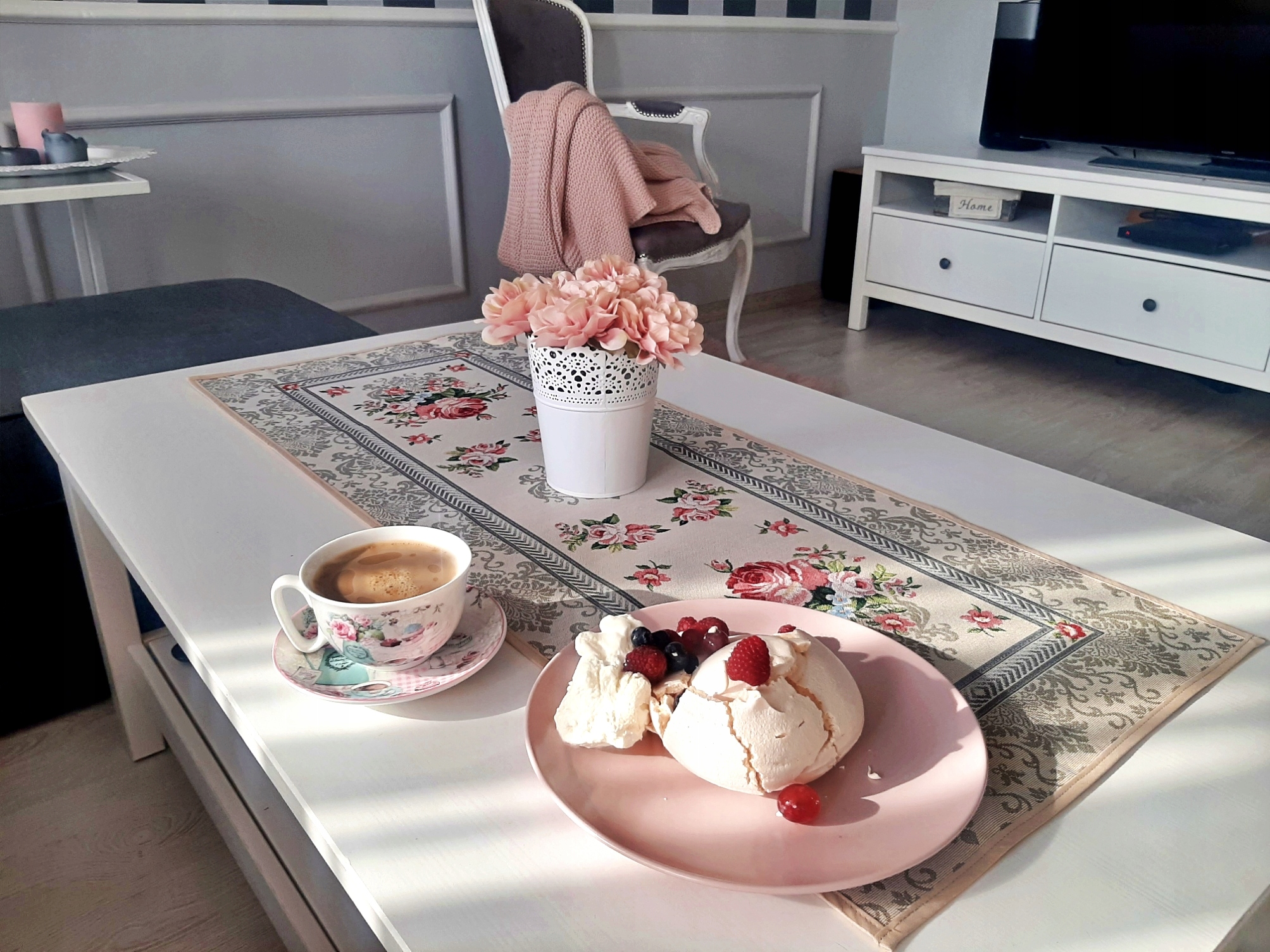 Běhoun 40x100 cm 386NA Roses Natural