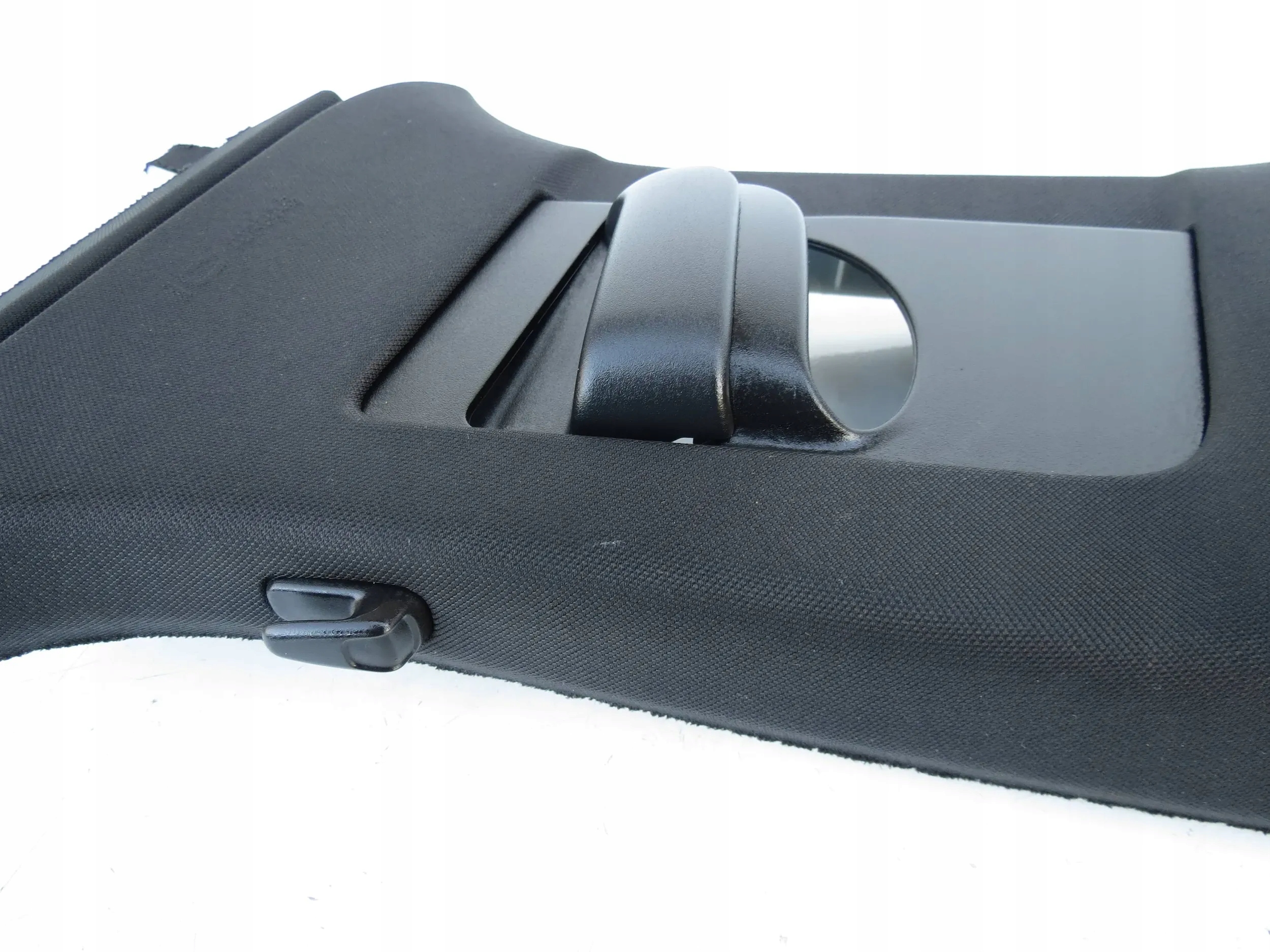 cover SLUPKA B left VOLVO XC60 II 17