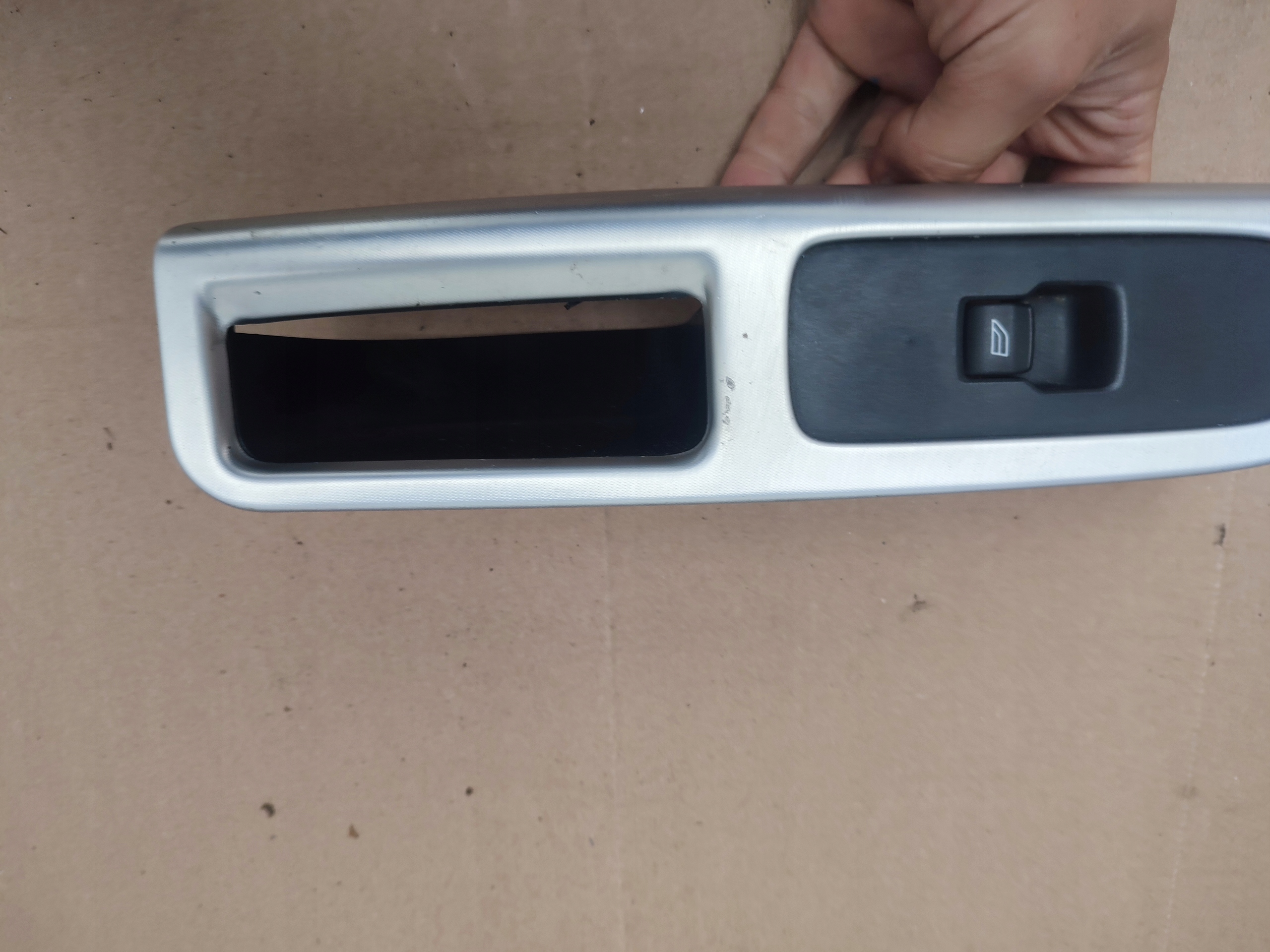 window control switch right front passenger compartment VOLVO V50 30774162