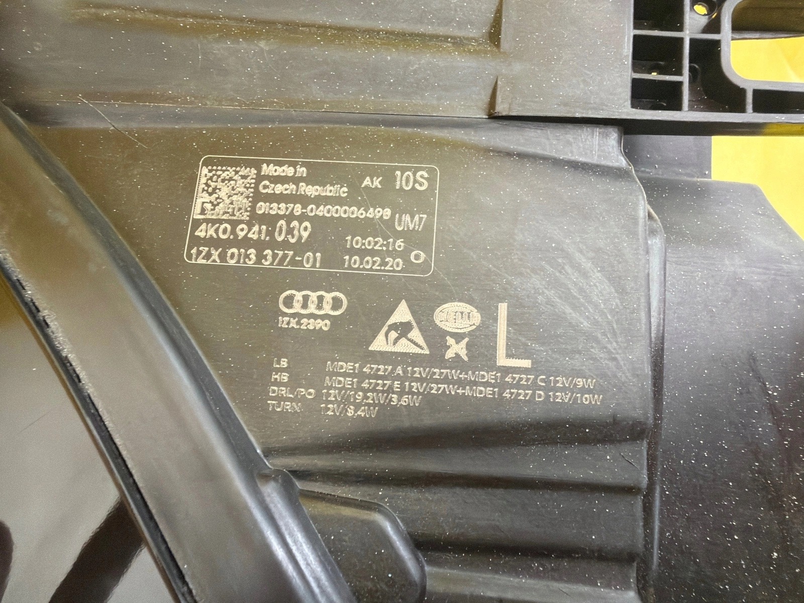 light left Audi A6 C8 4K Full Led 4K0941039