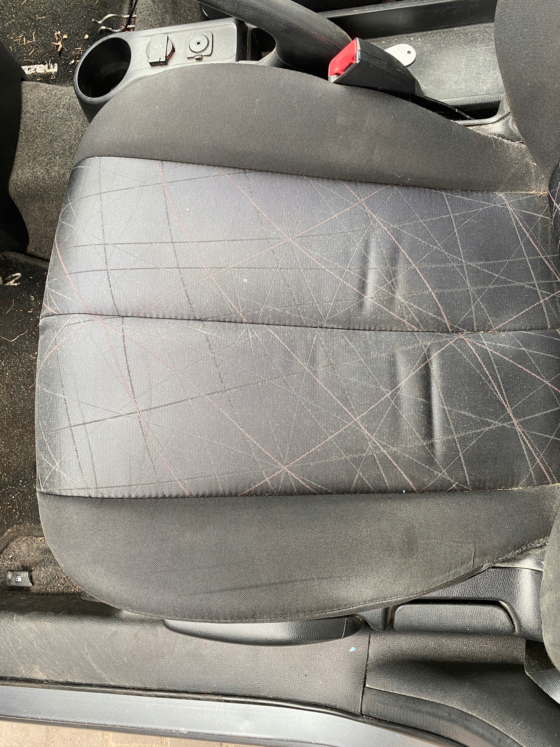 seat left driver´s Mazda 2 II 08-15