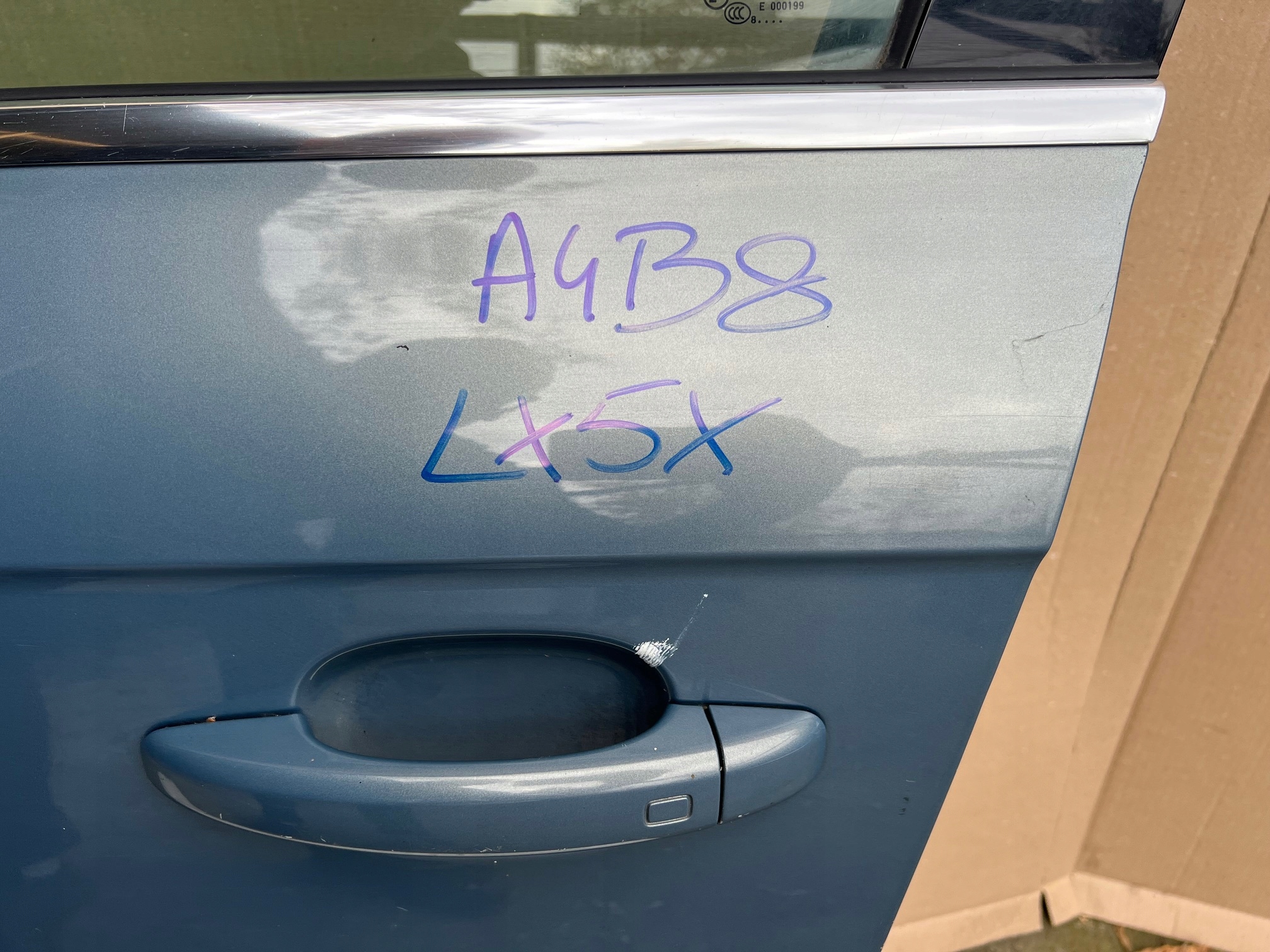 AUDI A4 B8 door left front left front LX5X