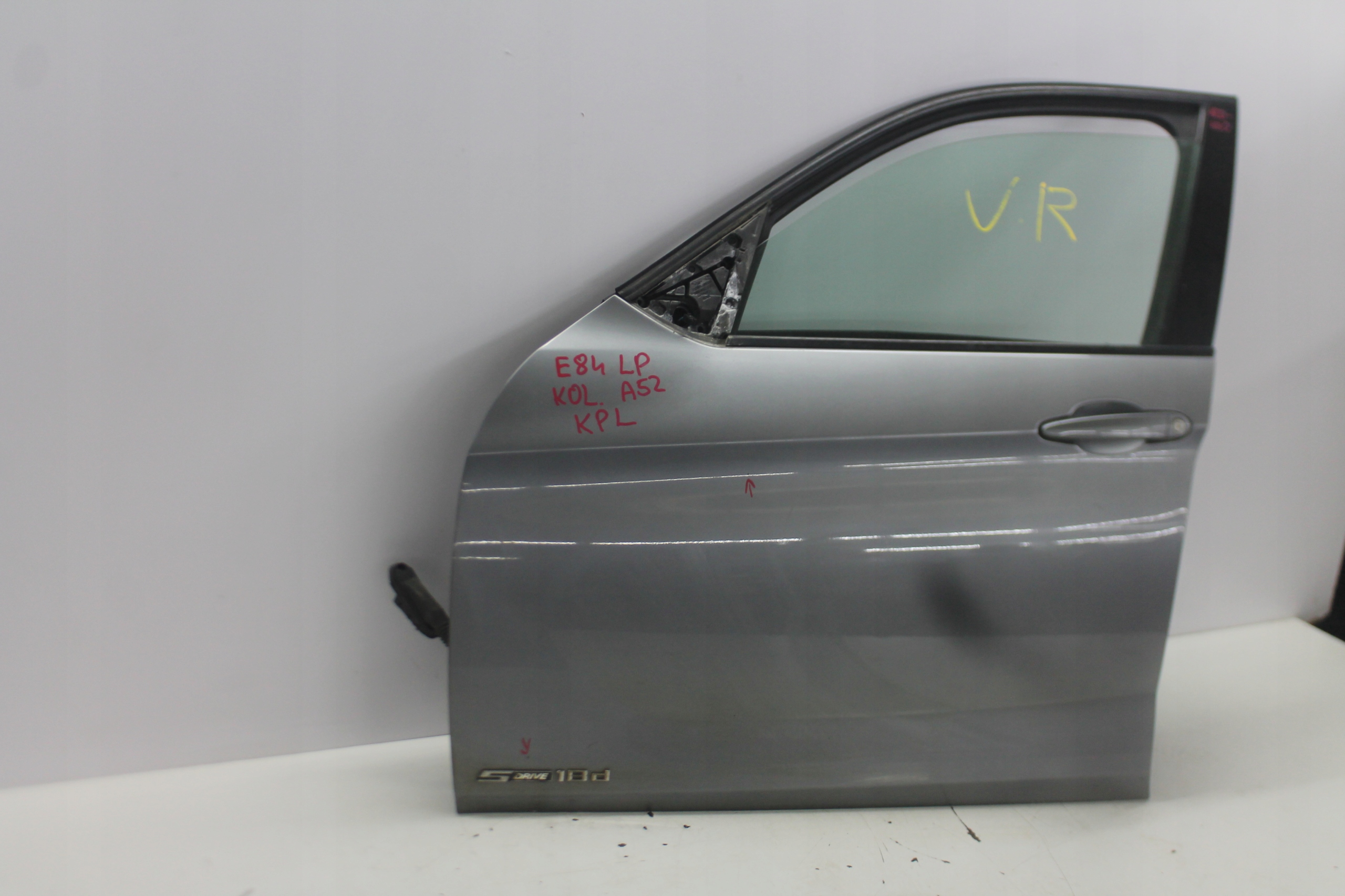 door left front left front BMW X1 E84 of wheels. A52 09-15