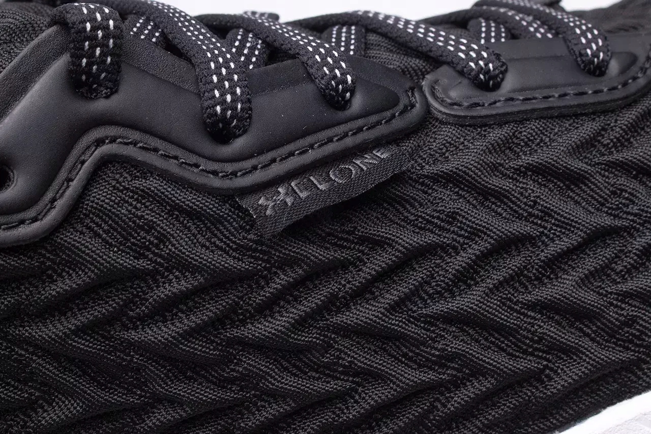 BUTY SPORTOWE MĘSKIE UNDER ARMOUR BIEGOWE 3025308 Rozmiar 43