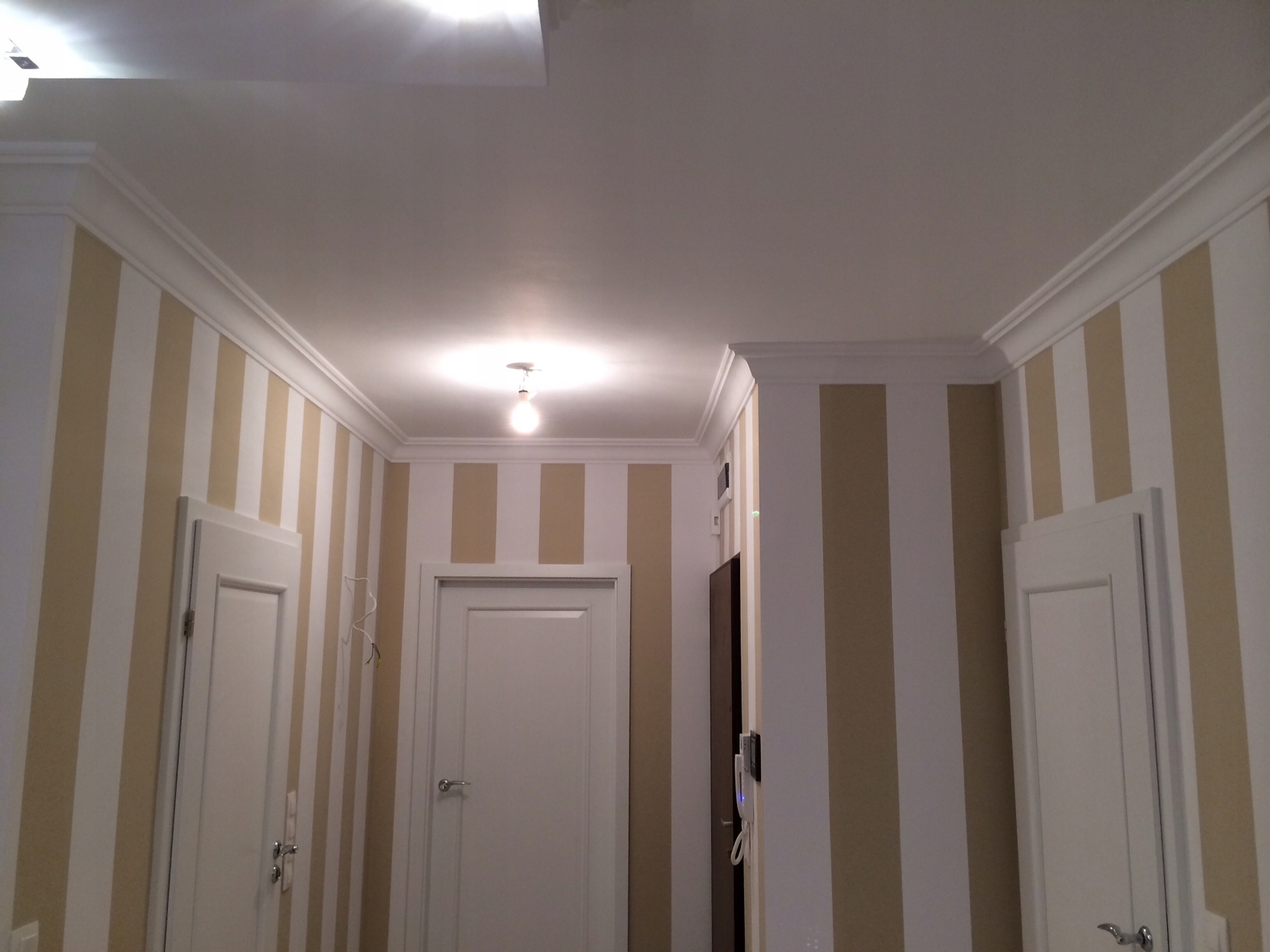 Gzyms karnisza LED+ maskownica osłona 20cm K13 Długość 1 m