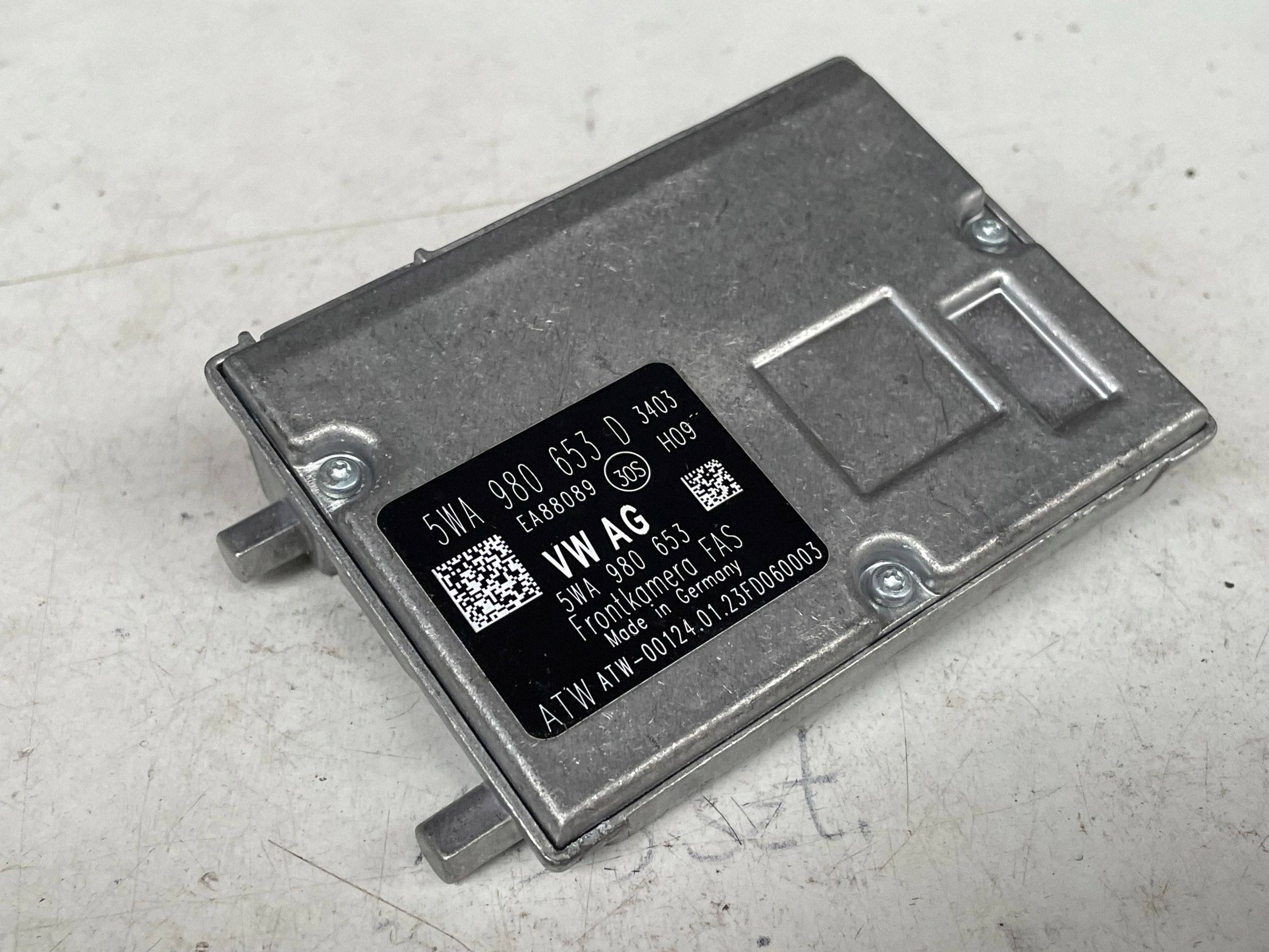 KAMERA PRZEDNIEJ windows (ADAS) CUPRA LEON 5WA980653D @M