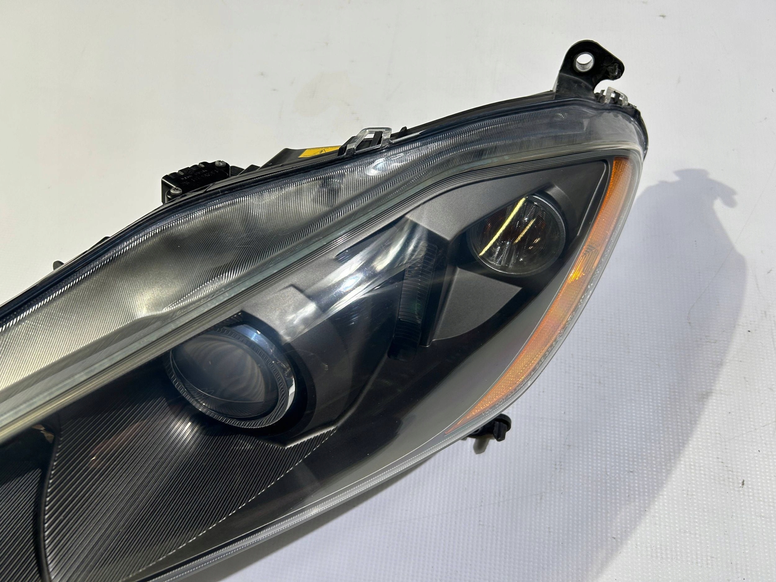 light front left reflektor left Bi Xenon Maserati GranTurismo 2008