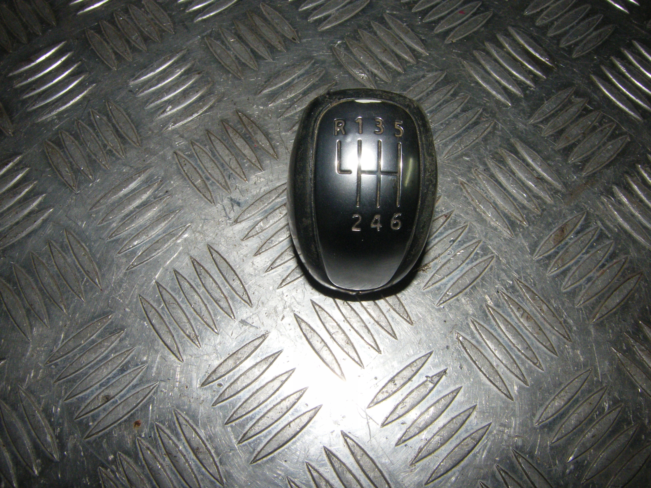 GALKA ZMIANY BIEGOW LAGUNA III 2 0DCI