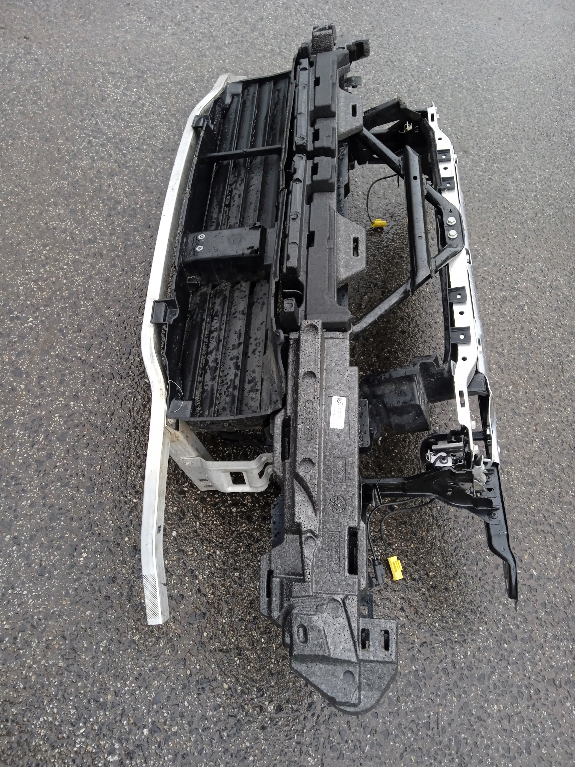 BMW 4 G26 M-PAKIET MPAKIET PAS PRZEDNI WZMOCNIENIE BELKA ZAMKI Producent części BMW OE