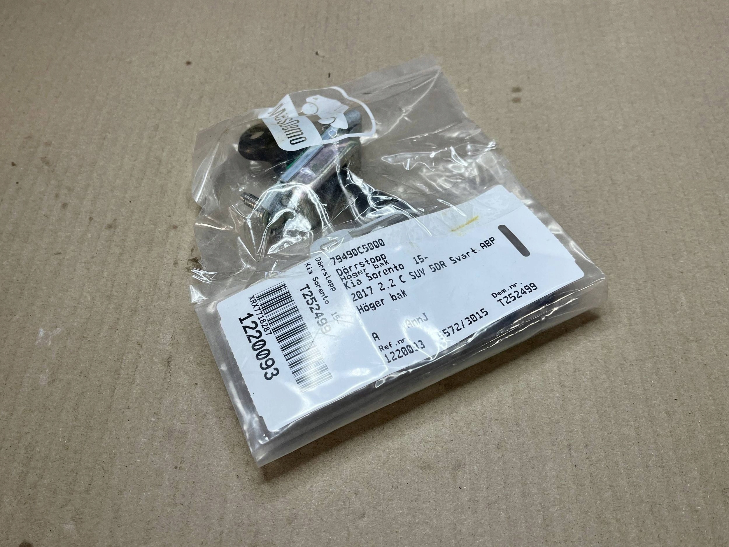 limiter door tylnych KIA Sorento 79490C5000