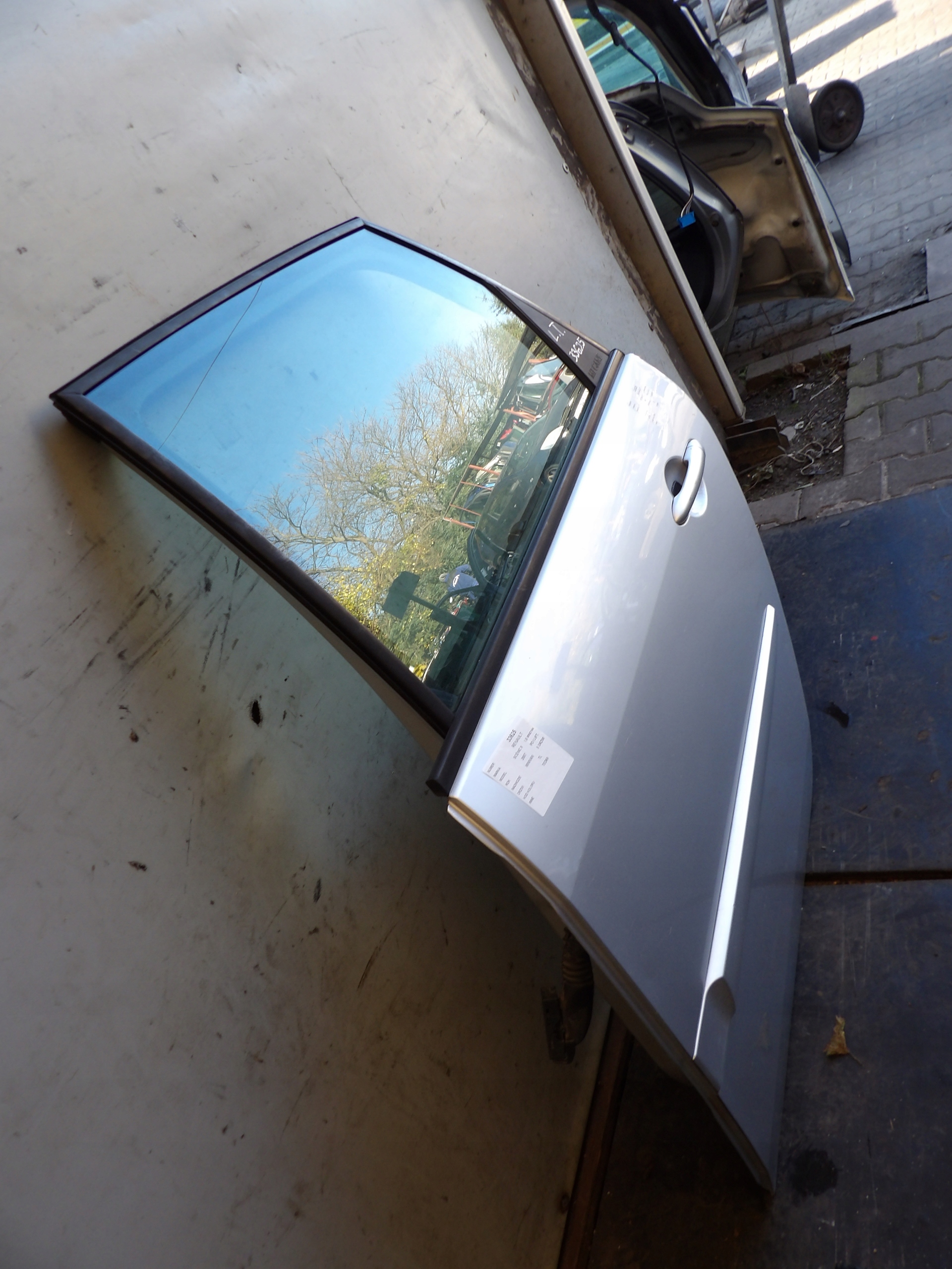 Renault Scenic II door rear. left lak. TED69 lift