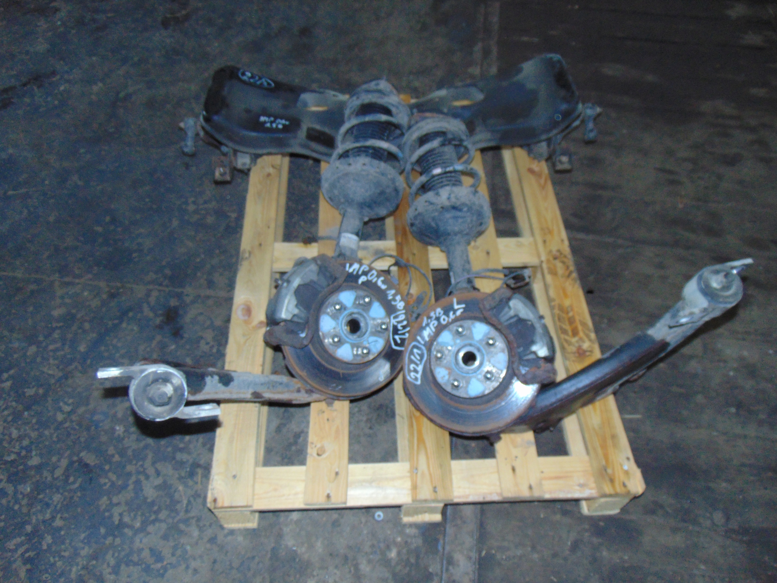 538020533 - SUBARU IMPREZA GD GG 01 - 07R ЛУЧ MCPERSON РЫЧАГ УПРАВЛЕНИЯ